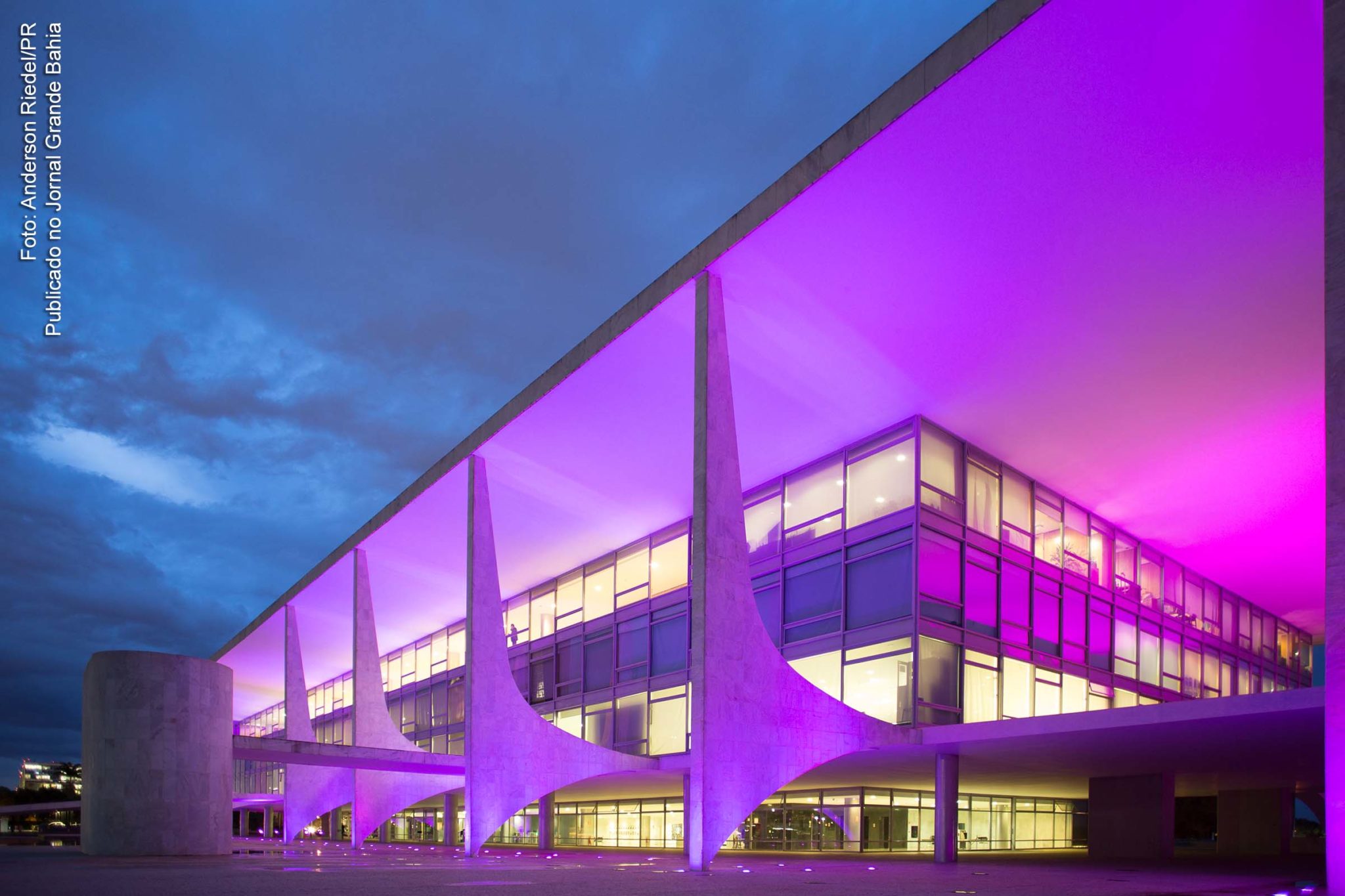 A epidemia e a política | Por Fernando Henrique Cardoso