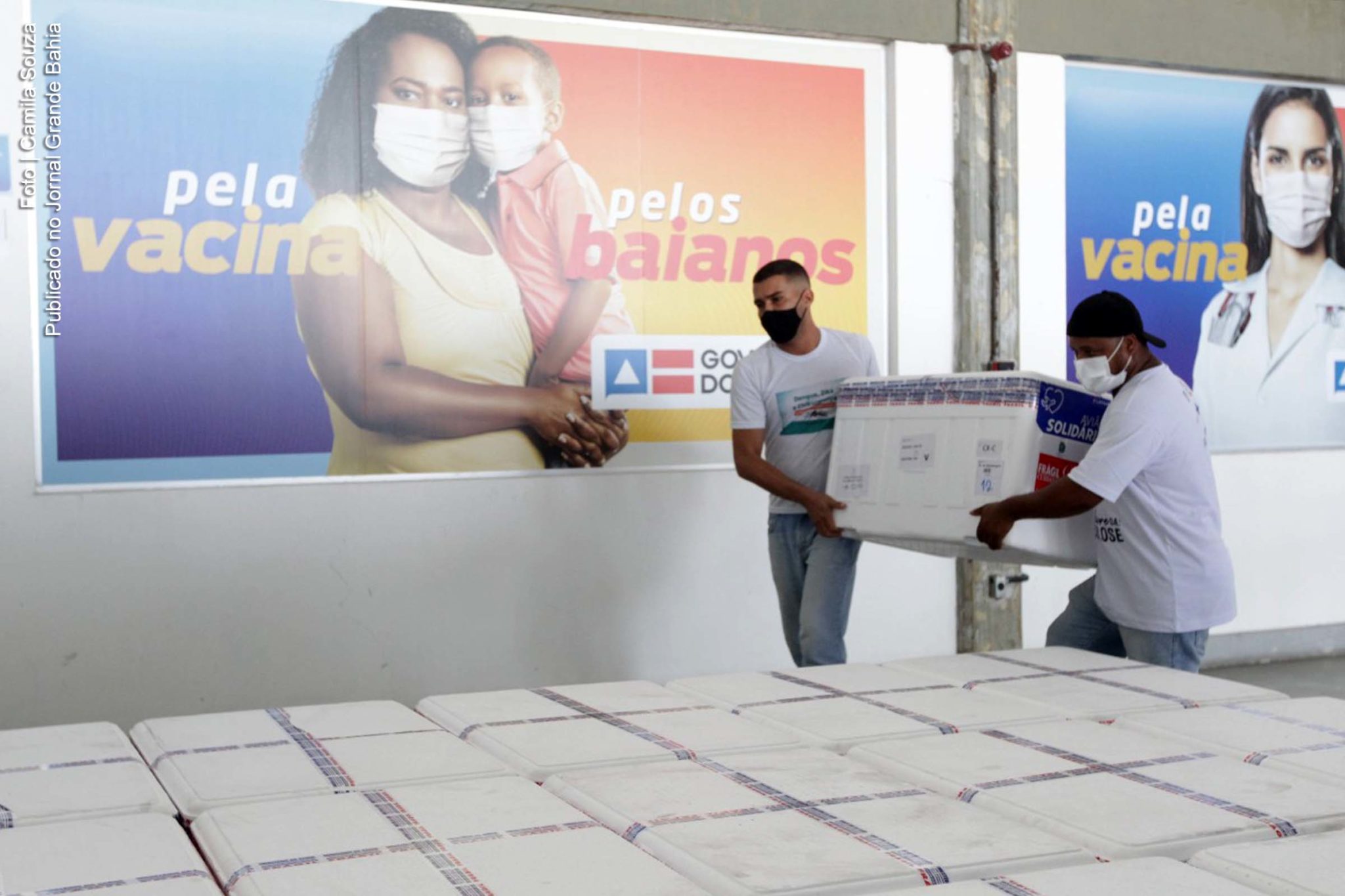 Vacinas contra a Covid-19 são entregues à SESAB.