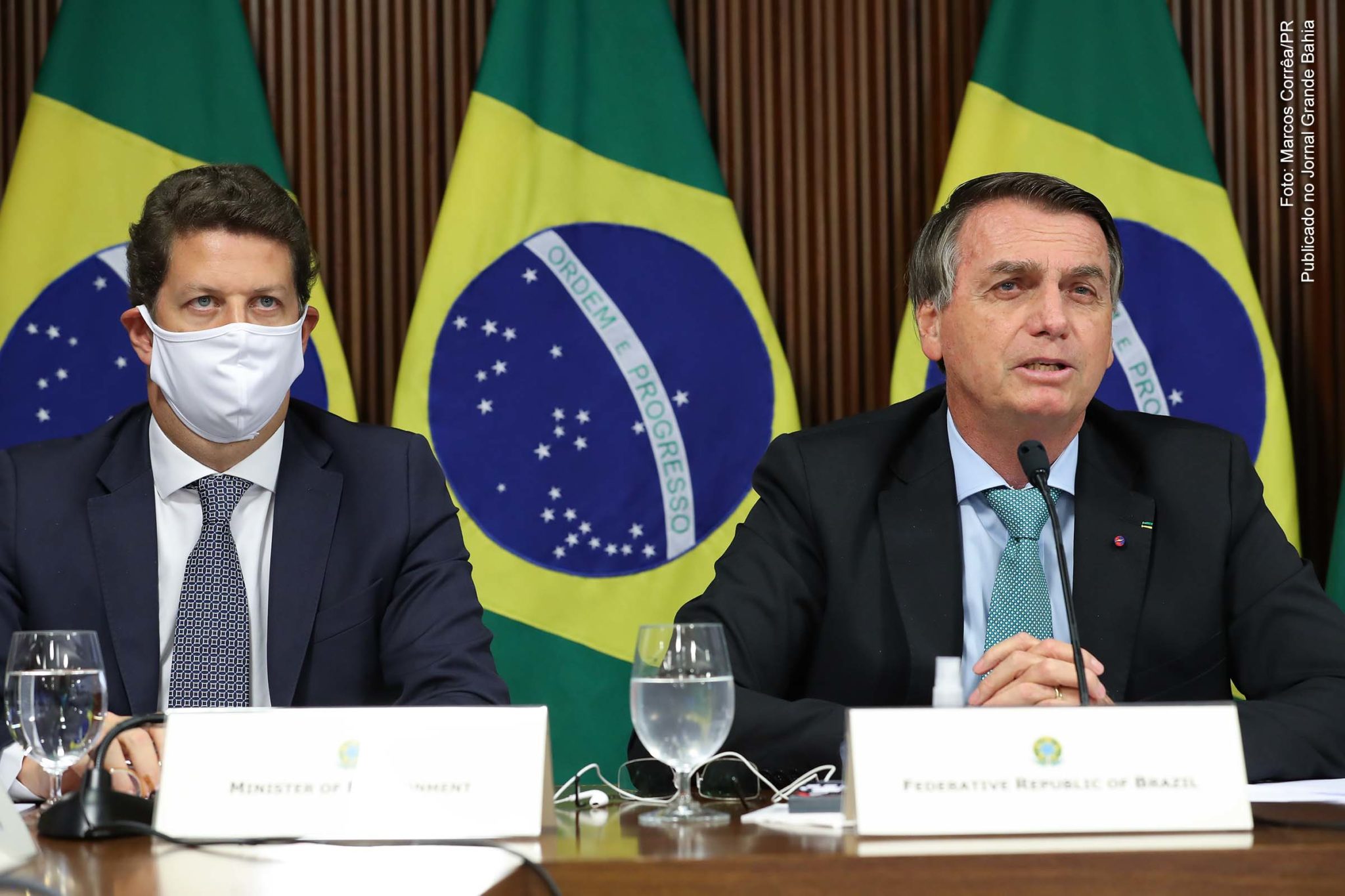 Extremistas Jair Bolsonaro e Ricardo Salles durante a cúpula climática organizada pelo Governo dos EUA.