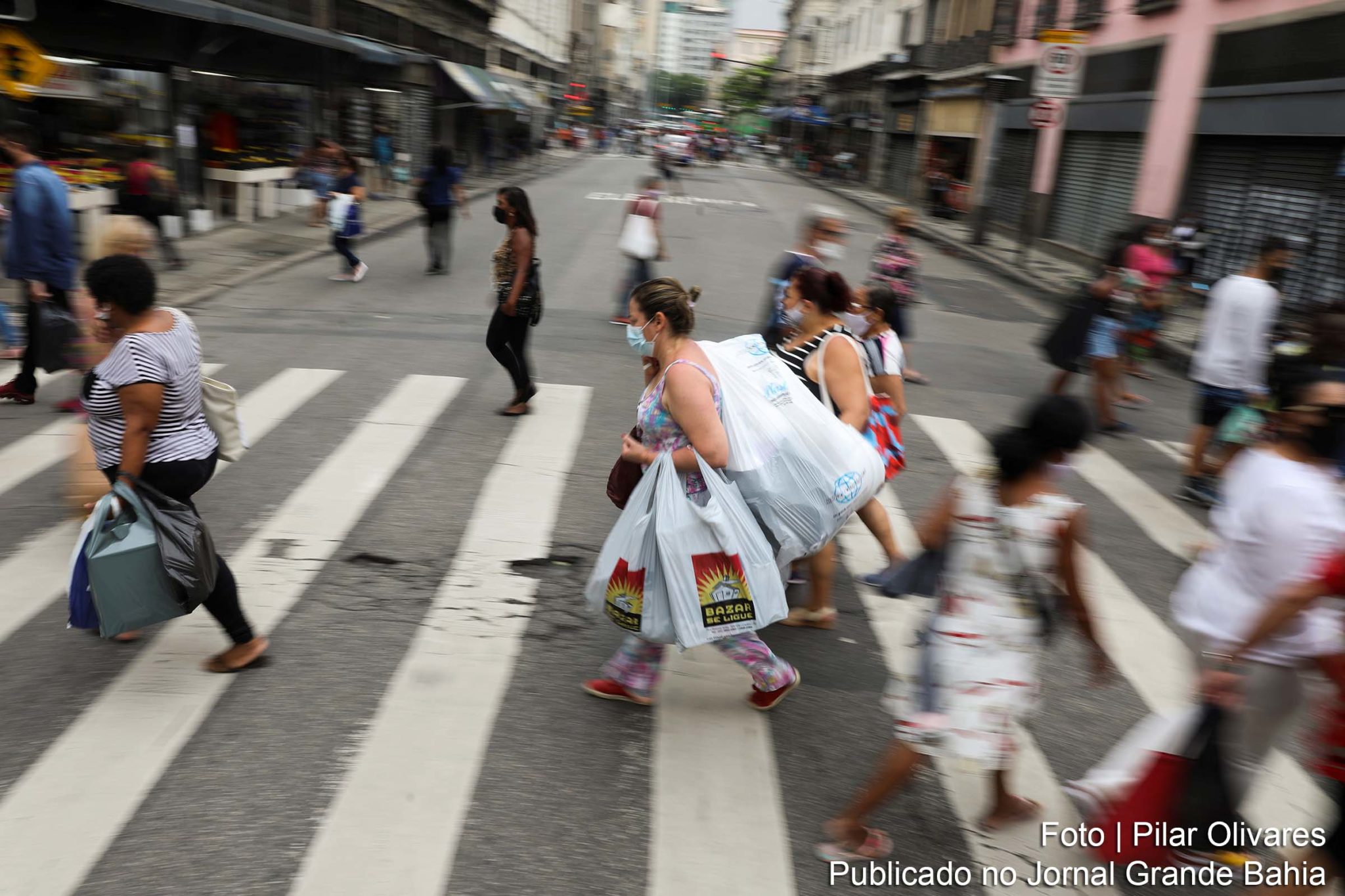 Em 2020, o comércio teve uma injeção de R$ 103,8 bilhões com recursos do auxílio emergencial.
