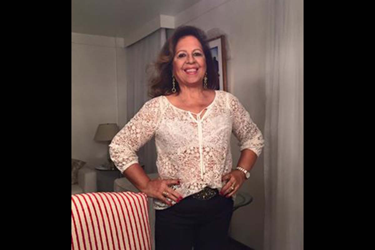 A artista plástica Linda Côrtes deverá ser festejada dia 20 próximos, quando estará em b-day.