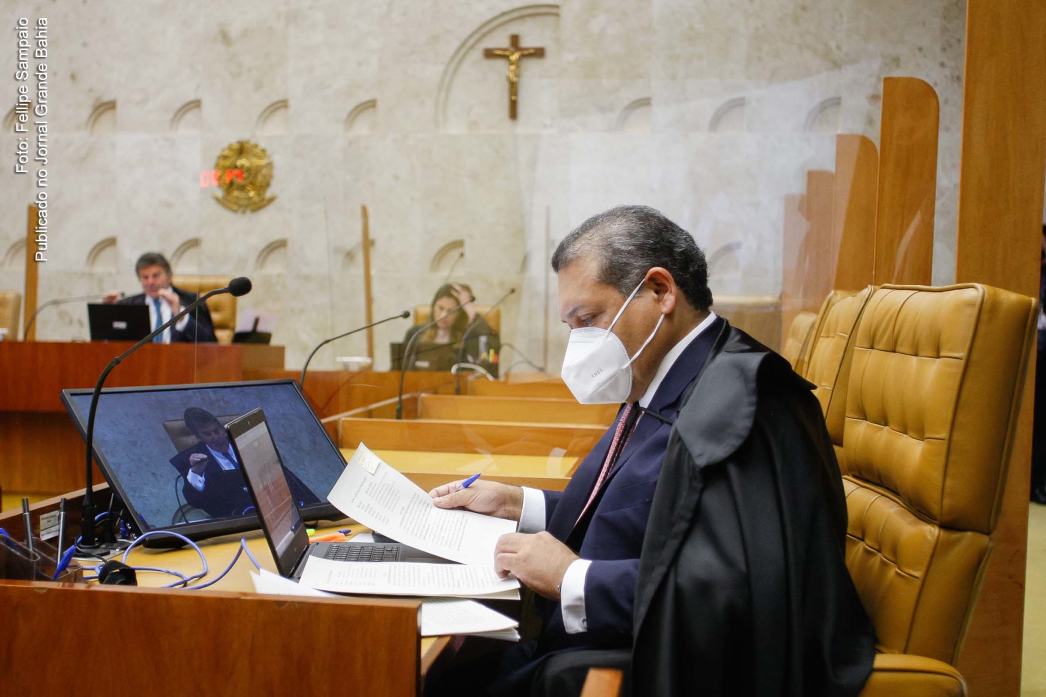 Na condição de pupilo do bolsonarismo ungindo a ministro do STF, Nunes Marques segue a cartilha da morte do extremista ao liberar culto religioso, independente no estágio pandêmico verificado em cada município. Desinteligência marca desgoverno Bolsonaro e apoiadores.