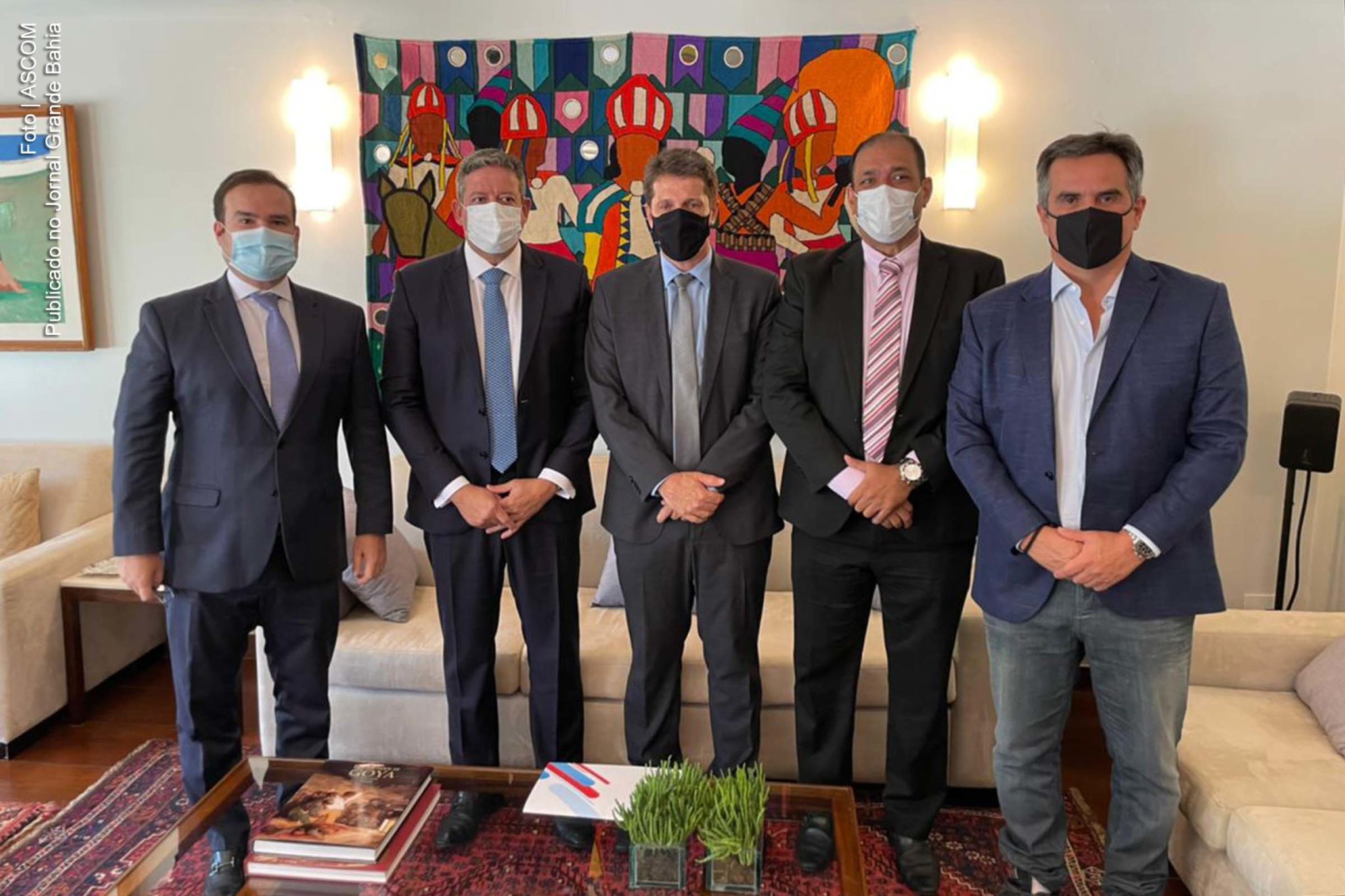 Presidente da UPB entrega pauta dos municípios do Norte e Nordeste ao deputado Arthur Lira