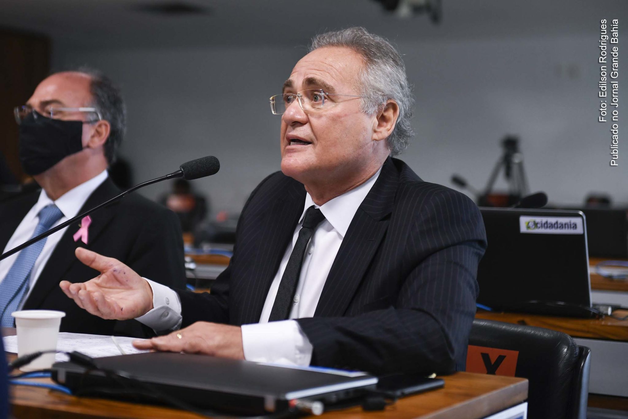 Senador Renan Calheiros (MDB-AL) diz que Governo Bolsonaro tem que convencer as pessoas de que não errou e, se não conseguir, vai ampliar desgaste junto à população.