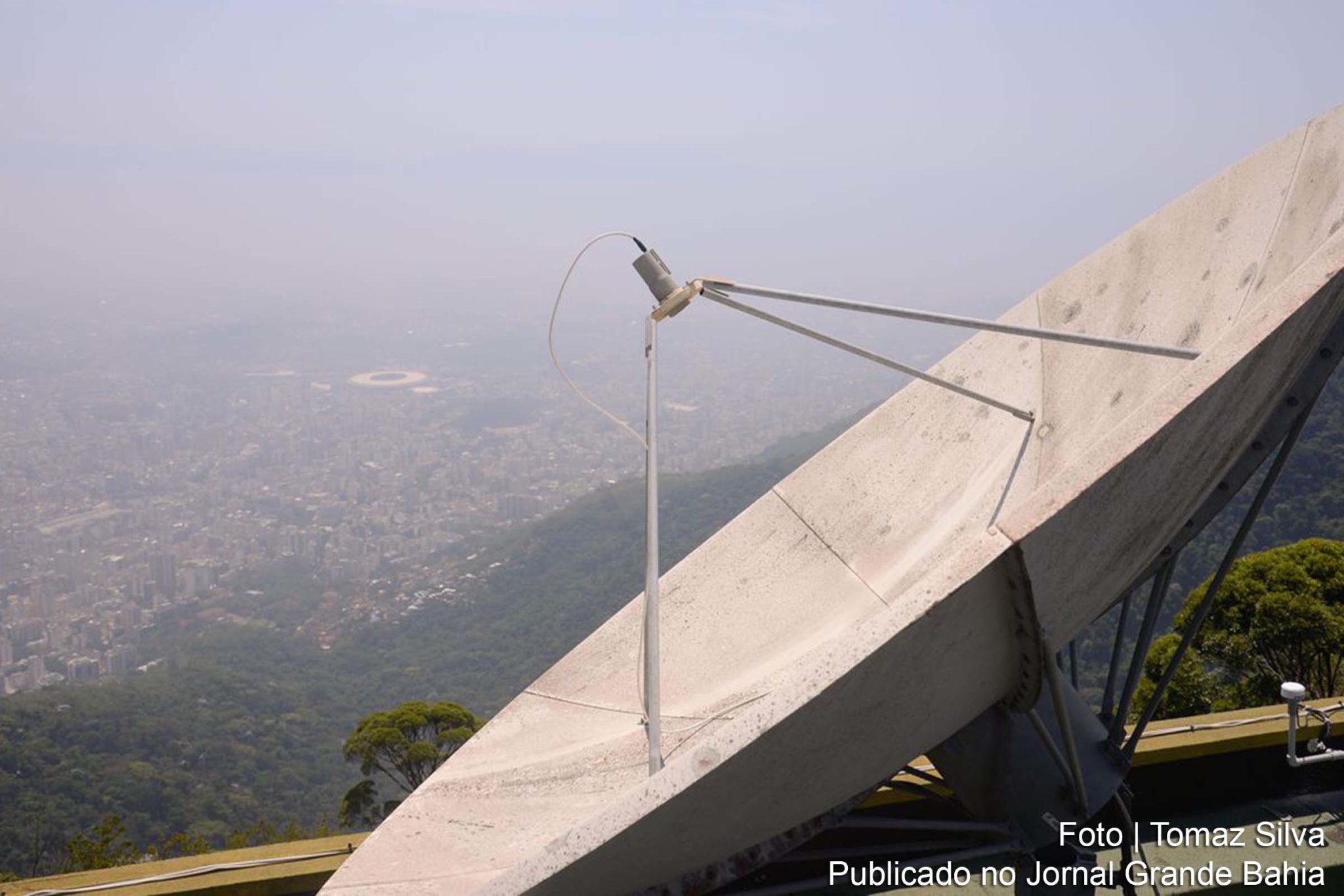 O motivo para os 51,5% que não tinham esse tipo de TV, era o preço elevado. A falta de interesse é apontada por 41,6%.