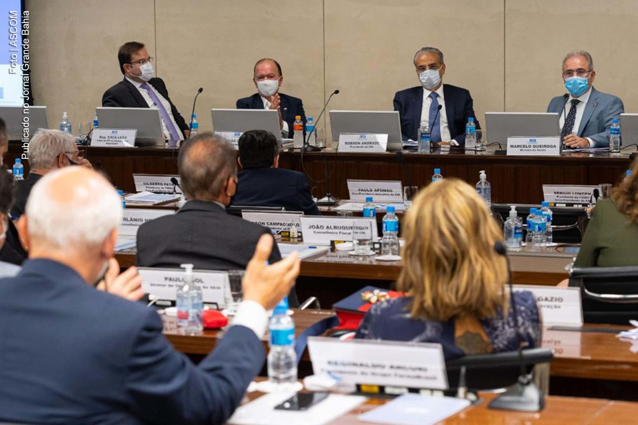 Vice-governador João Leão participa de reunião com ministro Marcelo Queiroga. Encontro ocorreu na sede da CNI.