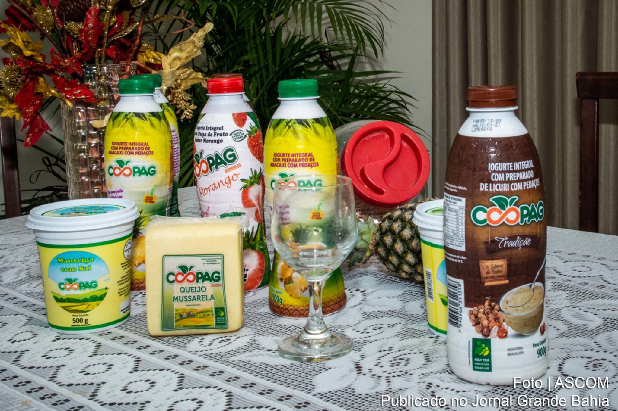 COOPAG conta com o apoio do Governo do Estado e possui uma linha de produtos laticínios tradicionais e se destaca na produção de iogurtes, com sabores oriundos dos biomas baianos.