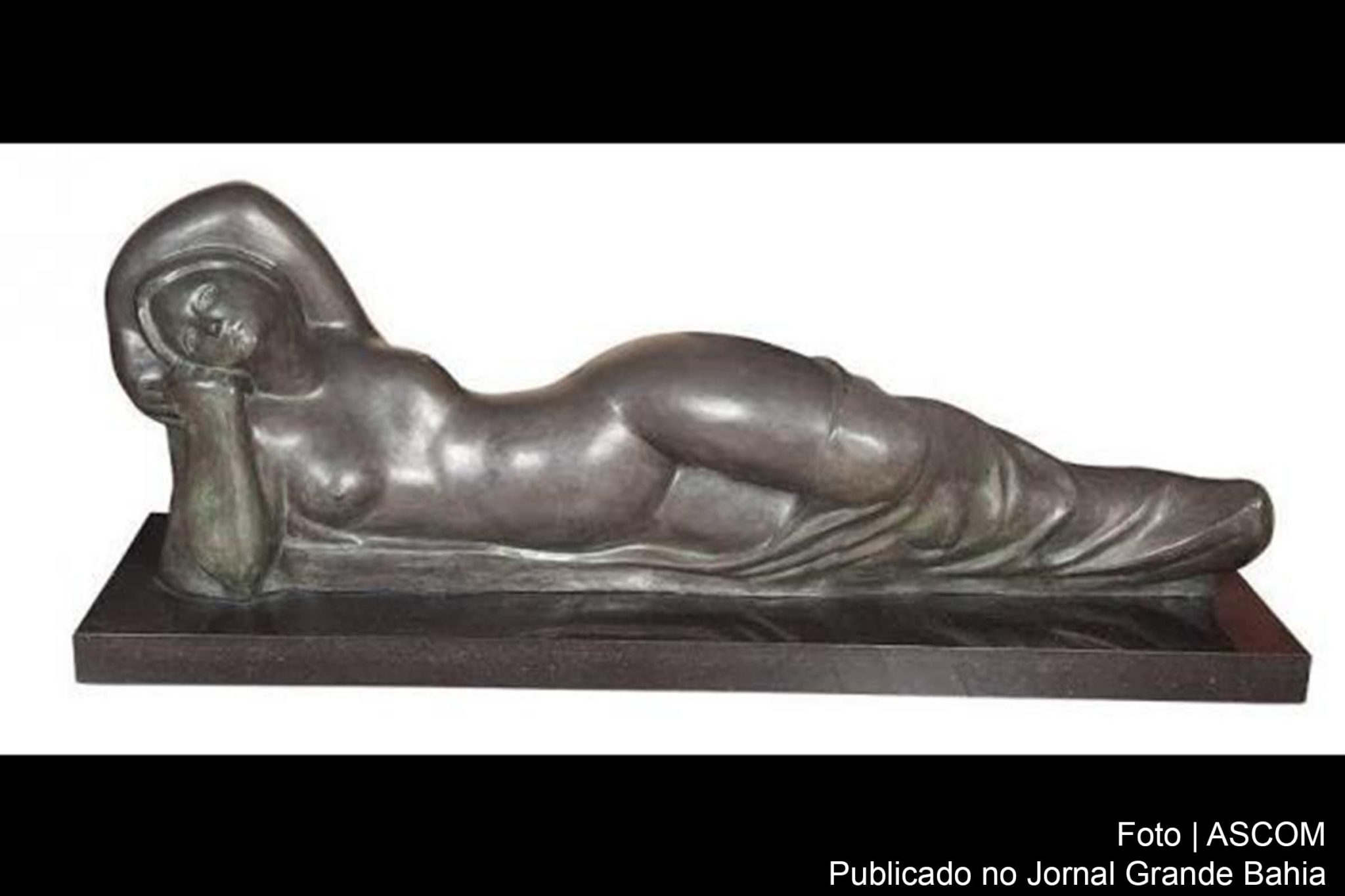 Escultura A Mulher Deitada, de Alfredo Ceschiatti, uma das obras em leilão.