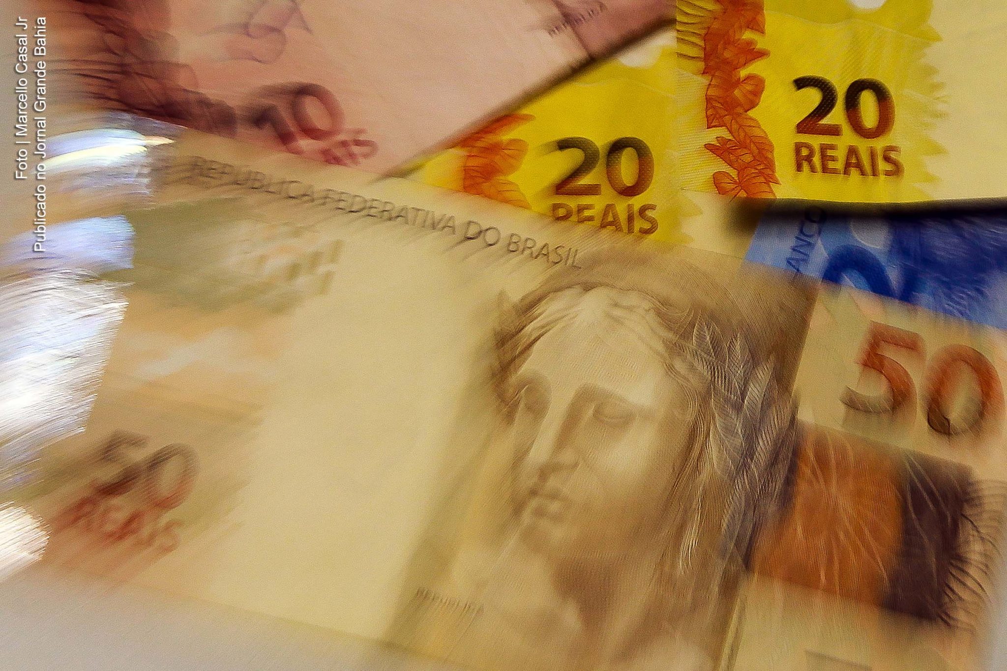 Juros praticados pelo Sistema Bancário do Brasil representam extorsão contra a economia popular.