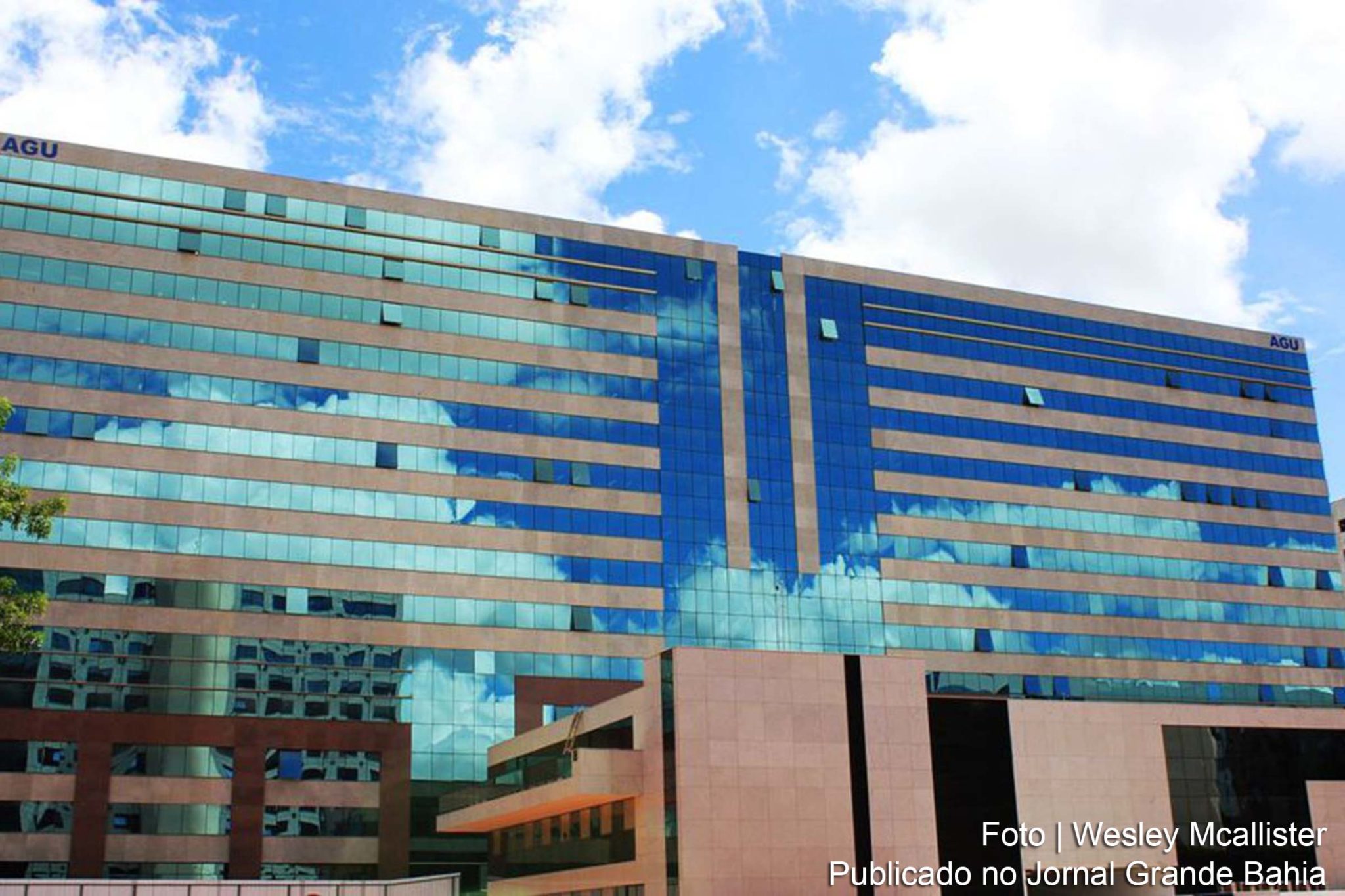 AGU recorre ao STF para derrubar medidas restritivas de três estados