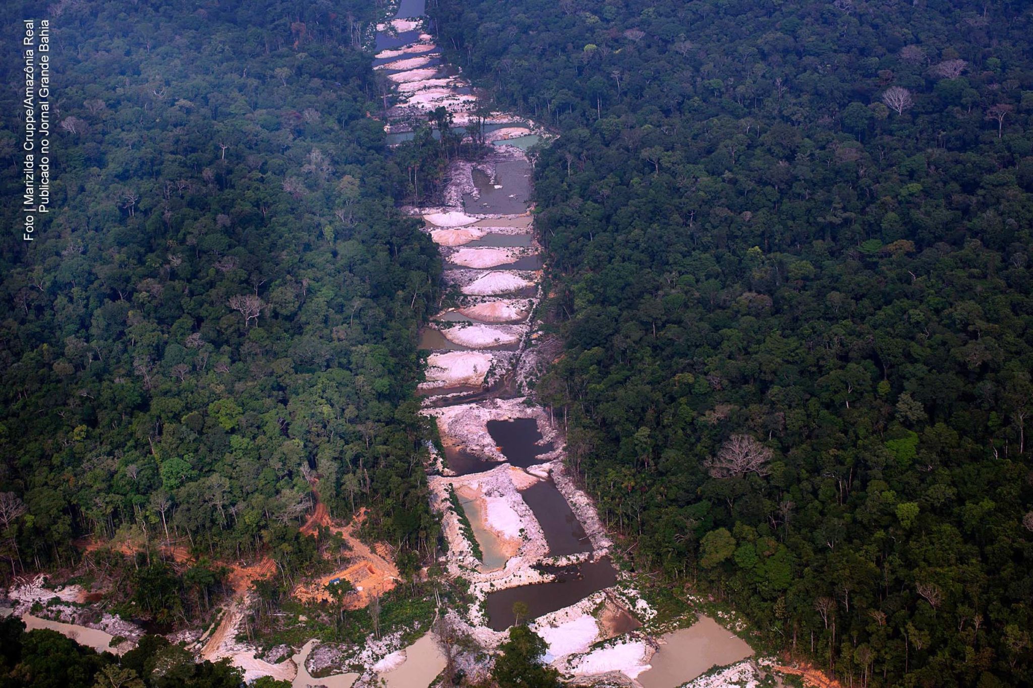 Vista aérea de desmatamento da Amazônia Brasileira, Pará.