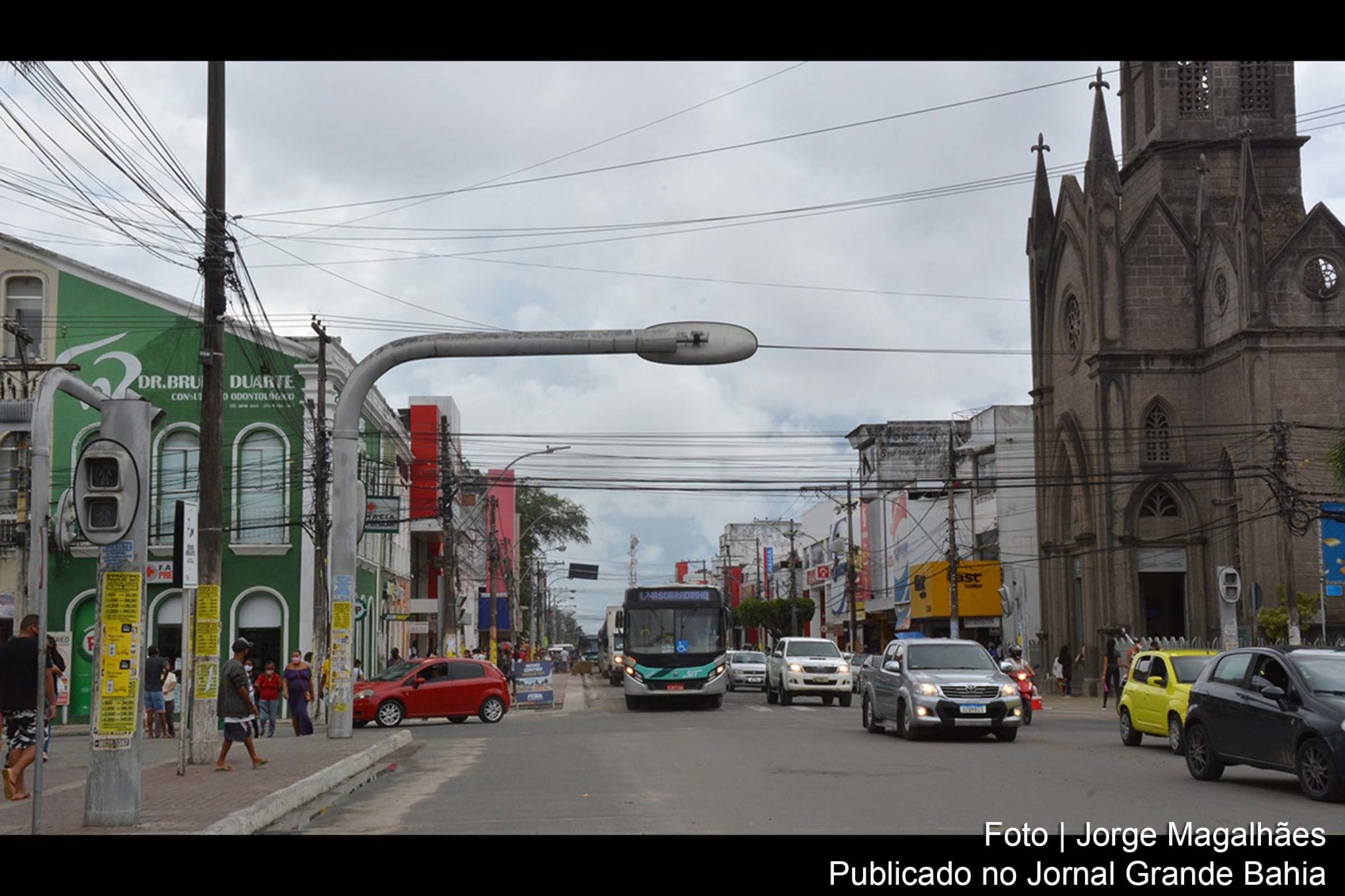 Comércio de Feira de Santana é autorizado a funcionar no feriado de Corpus Christi, informa Governo Colbert Martins