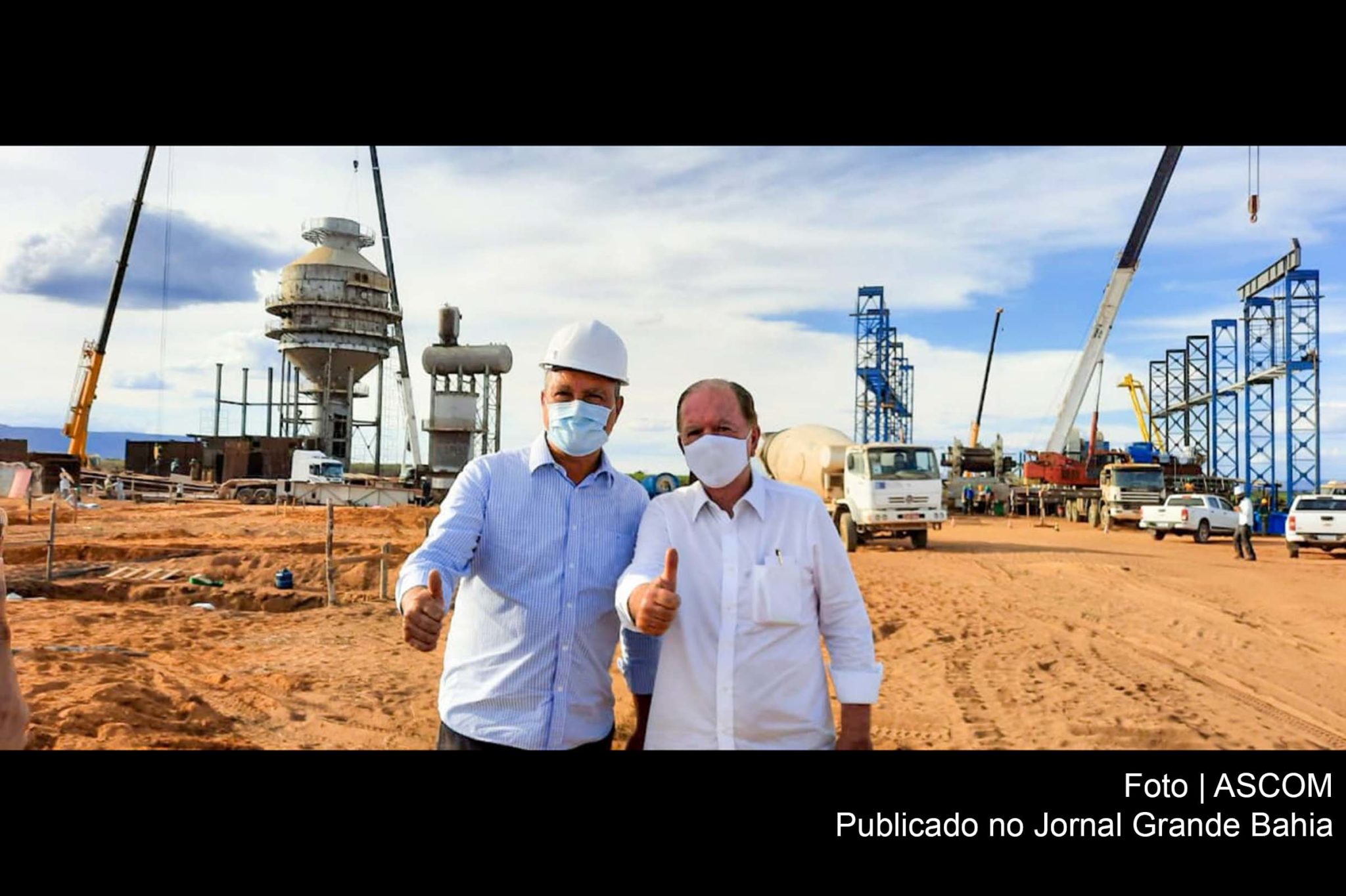 Governador Rui Costa e vice-governador Leão visitam construção de usina pelo Grupo Paranhos, em Muquém do São Francisco.