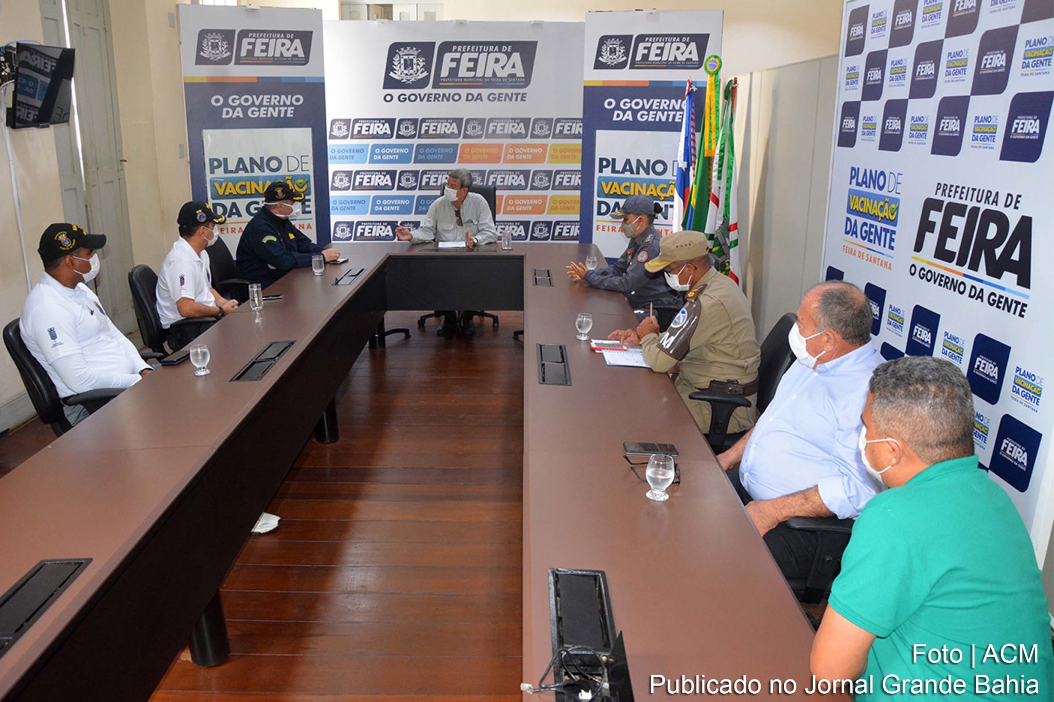 Representantes da Marinha do Brasil estiveram reunidos com Colbert Martins Filho, prefeito de Feira de Santana.