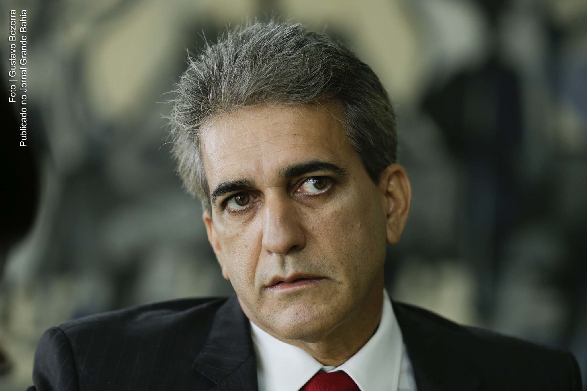 Deputado Robinson Almeida preside Comissão Especial da ALBA que debate legislação sobre regulação do transporte complementar na Bahia.