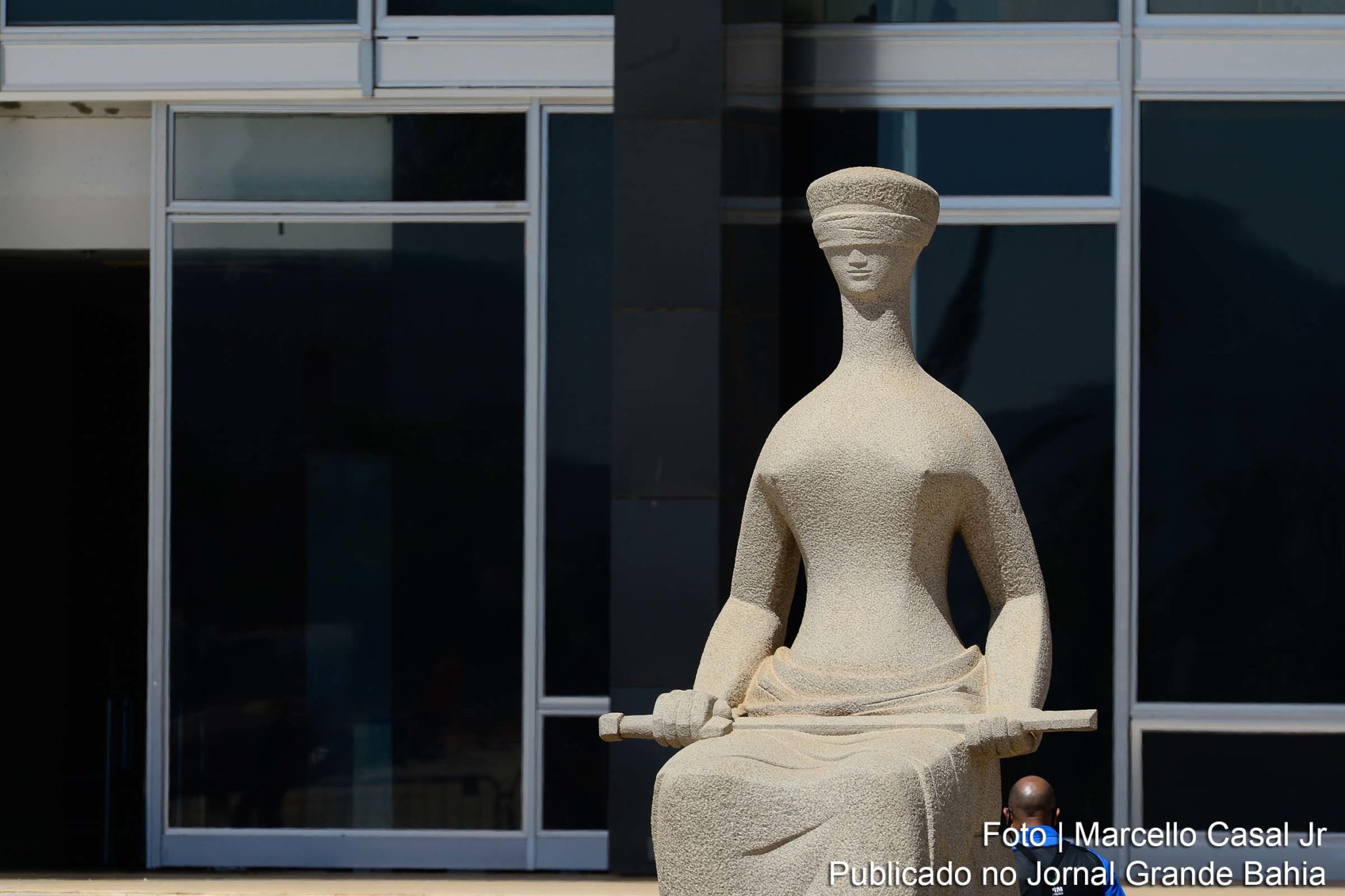 STF determina trancamento de processo criminal.
