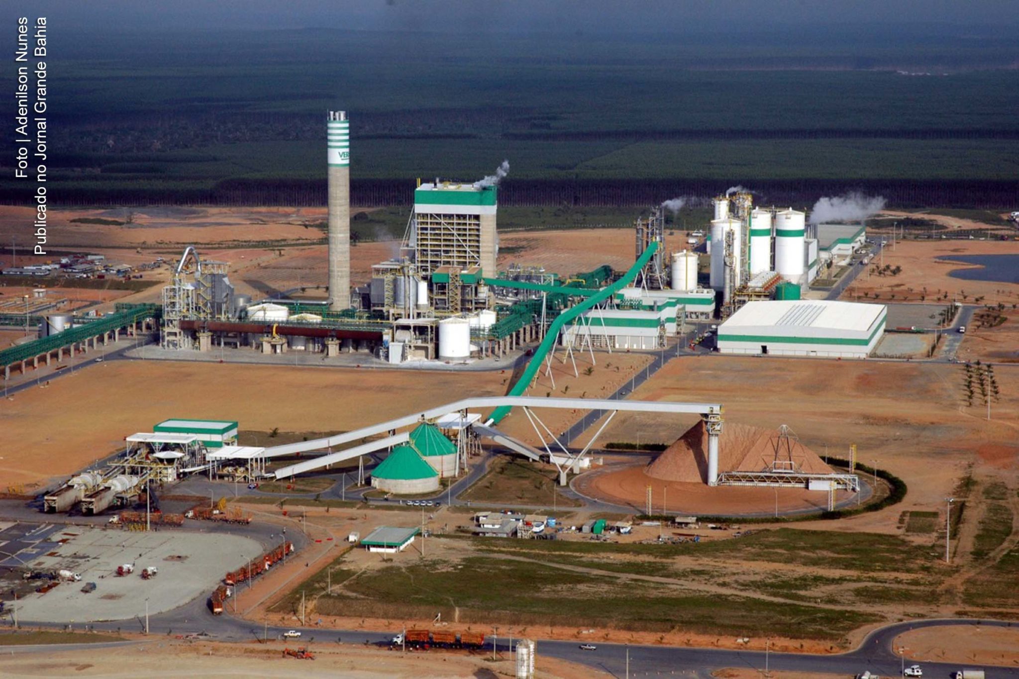 Vista da unidade industrial da Veracel Celulose em Eunápolis.