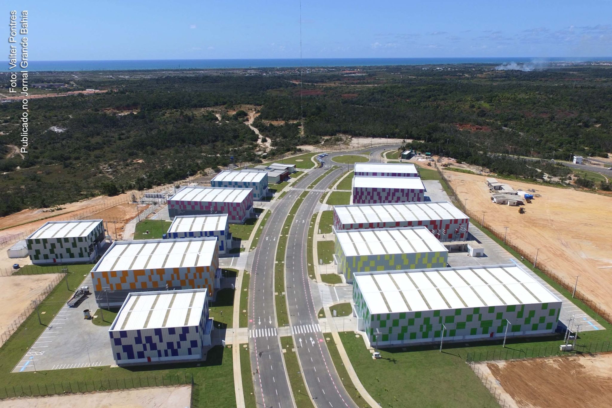 Complexo destinado a implantação de indústrias no Polo de Camaçari. Estudo elaborado pela FIEB aponta melhora nos três setores da economia da Bahia em 2021.