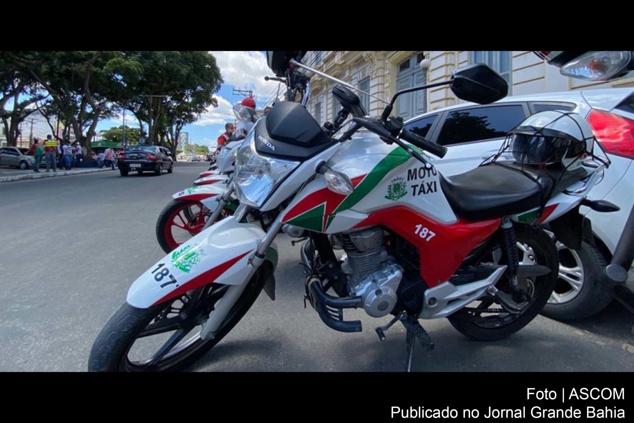 São 532 vagas disponibilizadas e o credenciamento é por meio de apresentação de documentos na Secretaria Municipal de Transportes e Trânsito (SMTT).