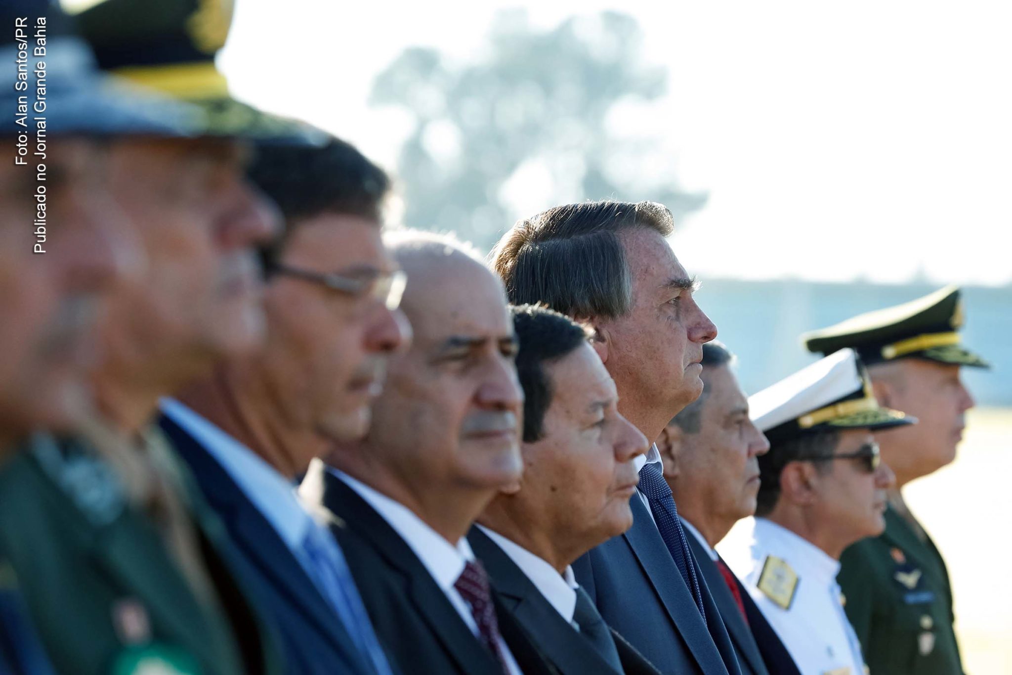 Após escândalos de corrupção que vem sacudindo Governo, Datafolha aponta que 51% dos brasileiros avaliam gestão de Bolsonaro como ruim ou péssima - pior índice desde a posse. Aprovação se mantém estável em 24%.