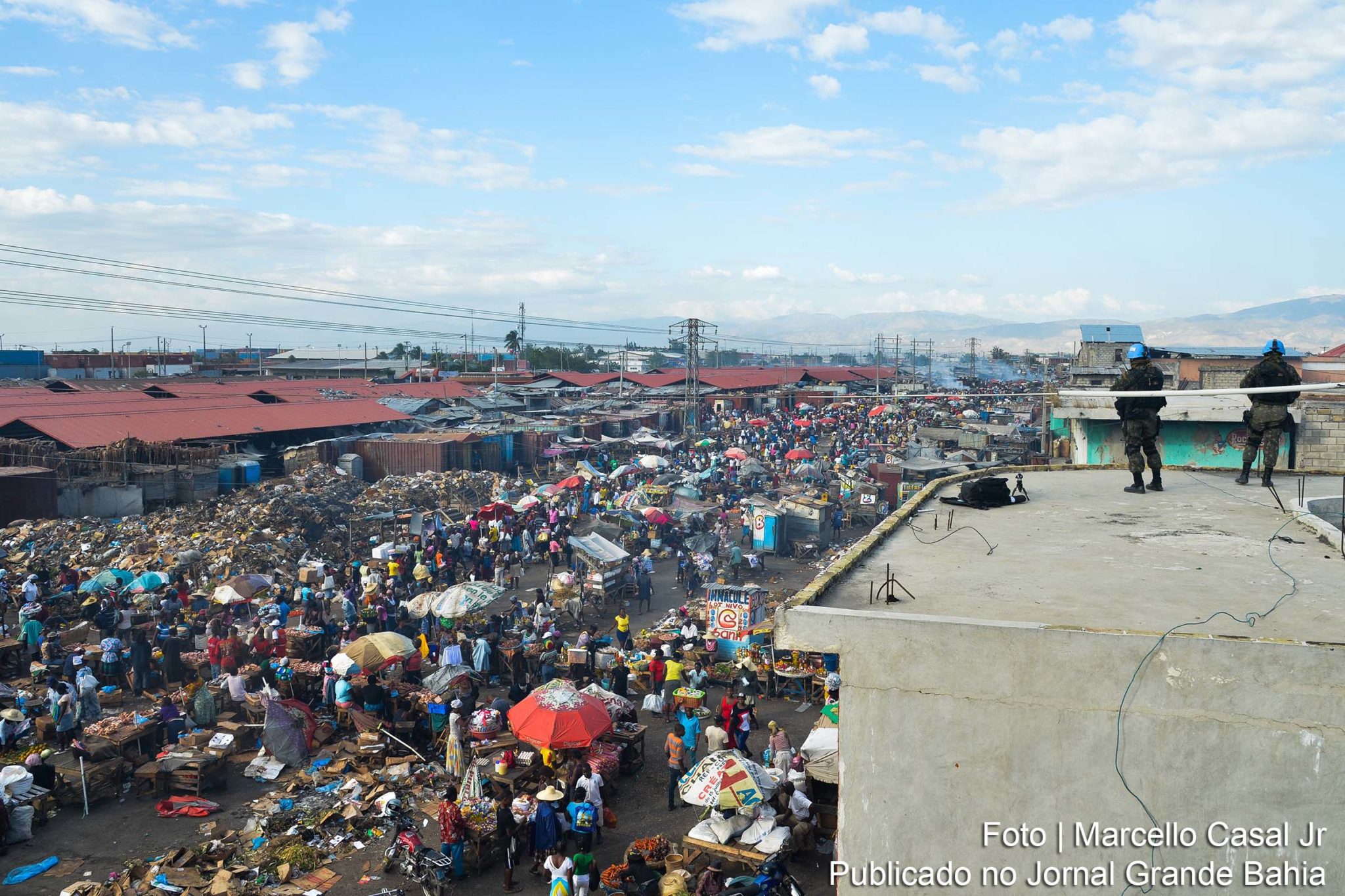 Vista parcial de Porto Príncipe, capital do Haiti.