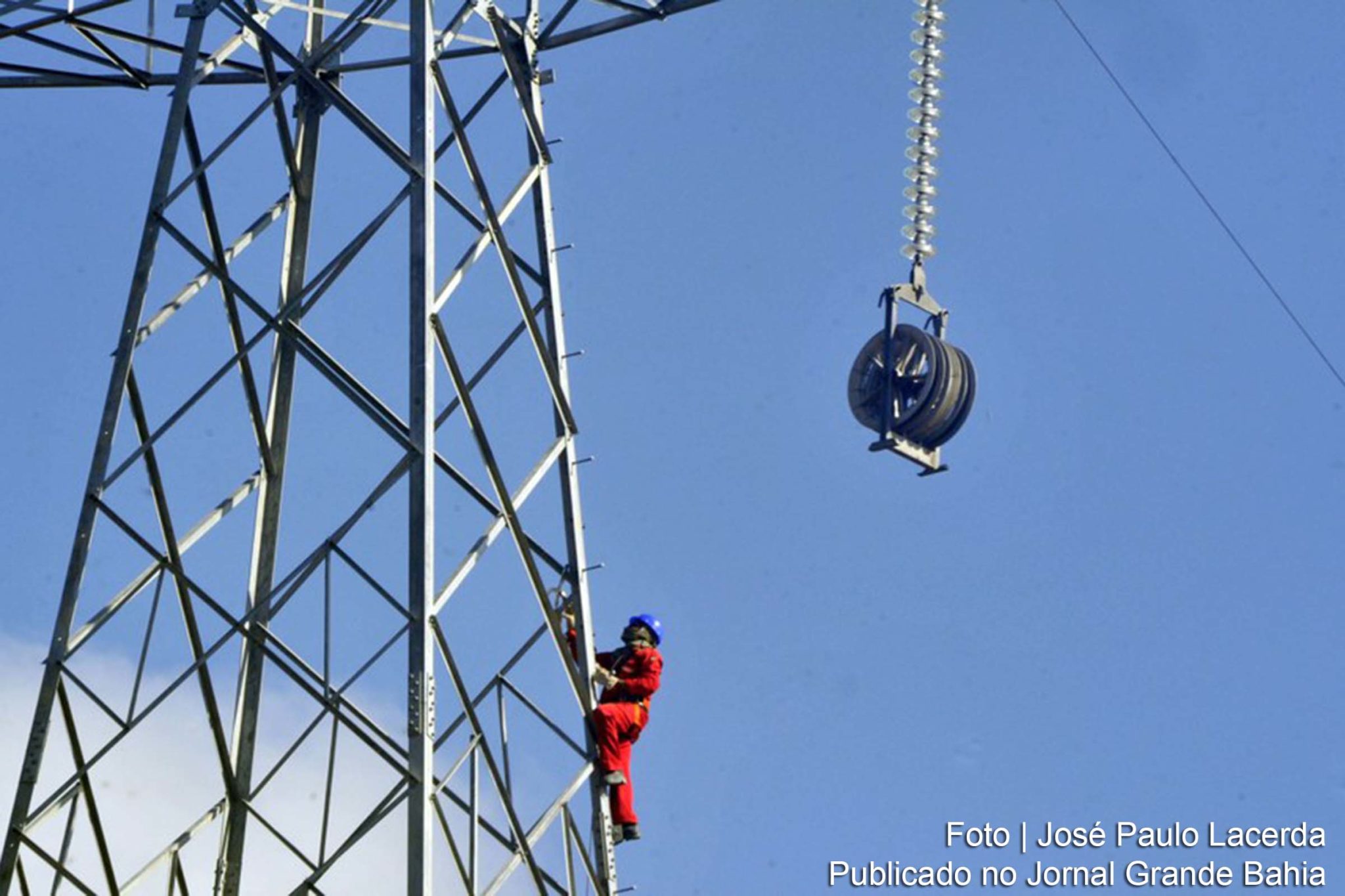 A União perderá o controle majoritário da Eletrobras, mas terá uma ação especial que dará ao governo o direito de vetar certas decisões estratégicas da empresa.