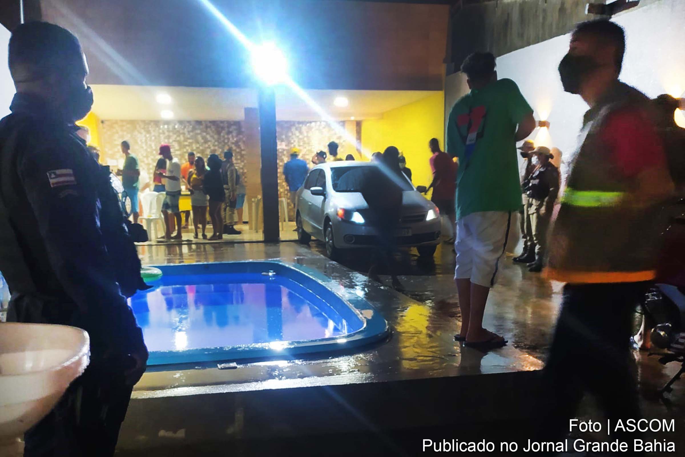 Está proibida a realização de eventos com cobranças de ingressos, como shows, festas públicas ou privadas, independente do número de participantes, em Feira de Santana.