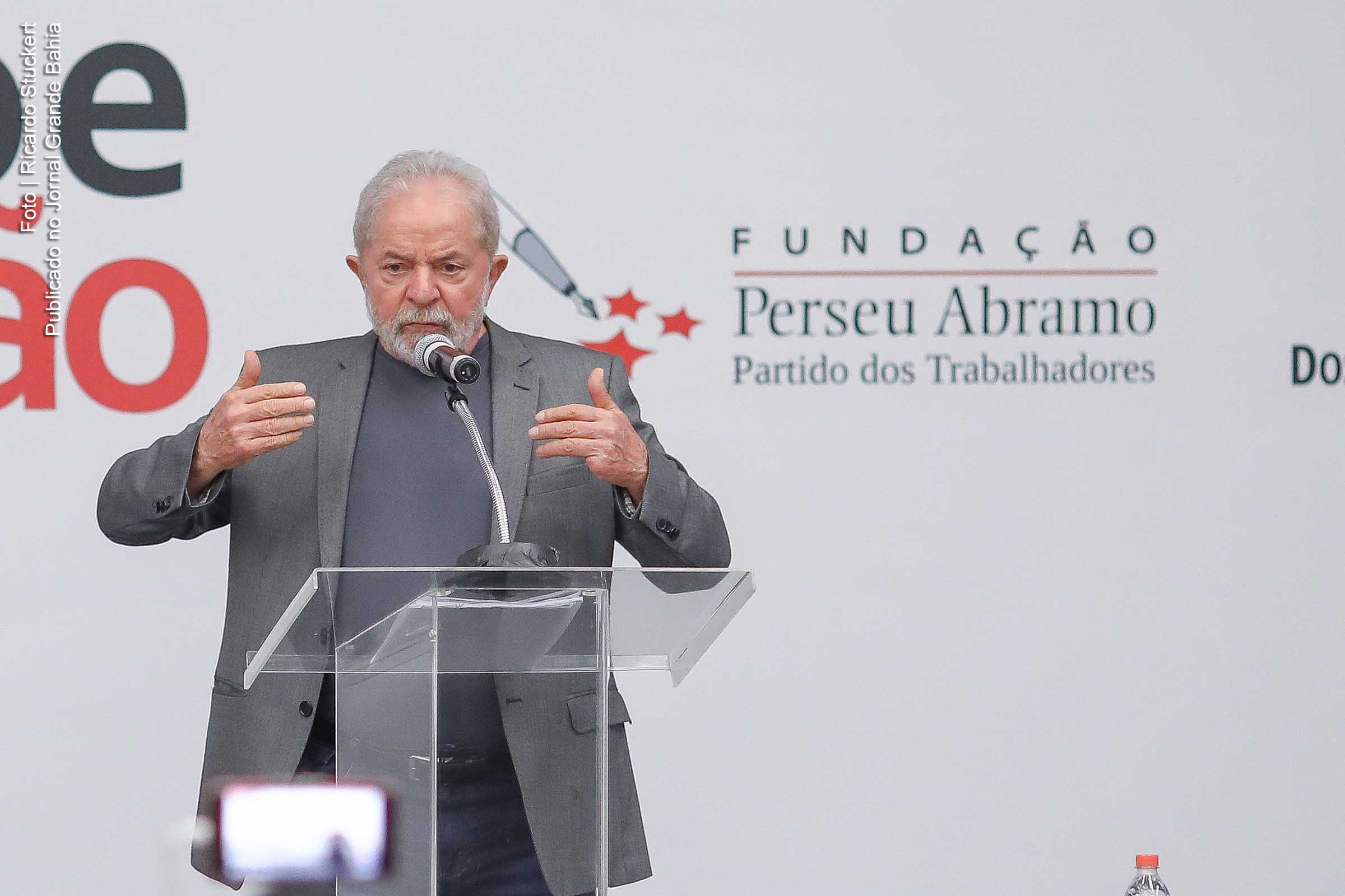 Juíza da 12ª Vara Federal de Brasília afirmou que Ministério Público não apresentou novas provas contra o ex-presidente Lula e que supostos crimes estavam prescritos. Em abril de 2021, STF anulou condenação de Lula por entender que Moro era parcial e que caso deveria tramitar em Brasília.