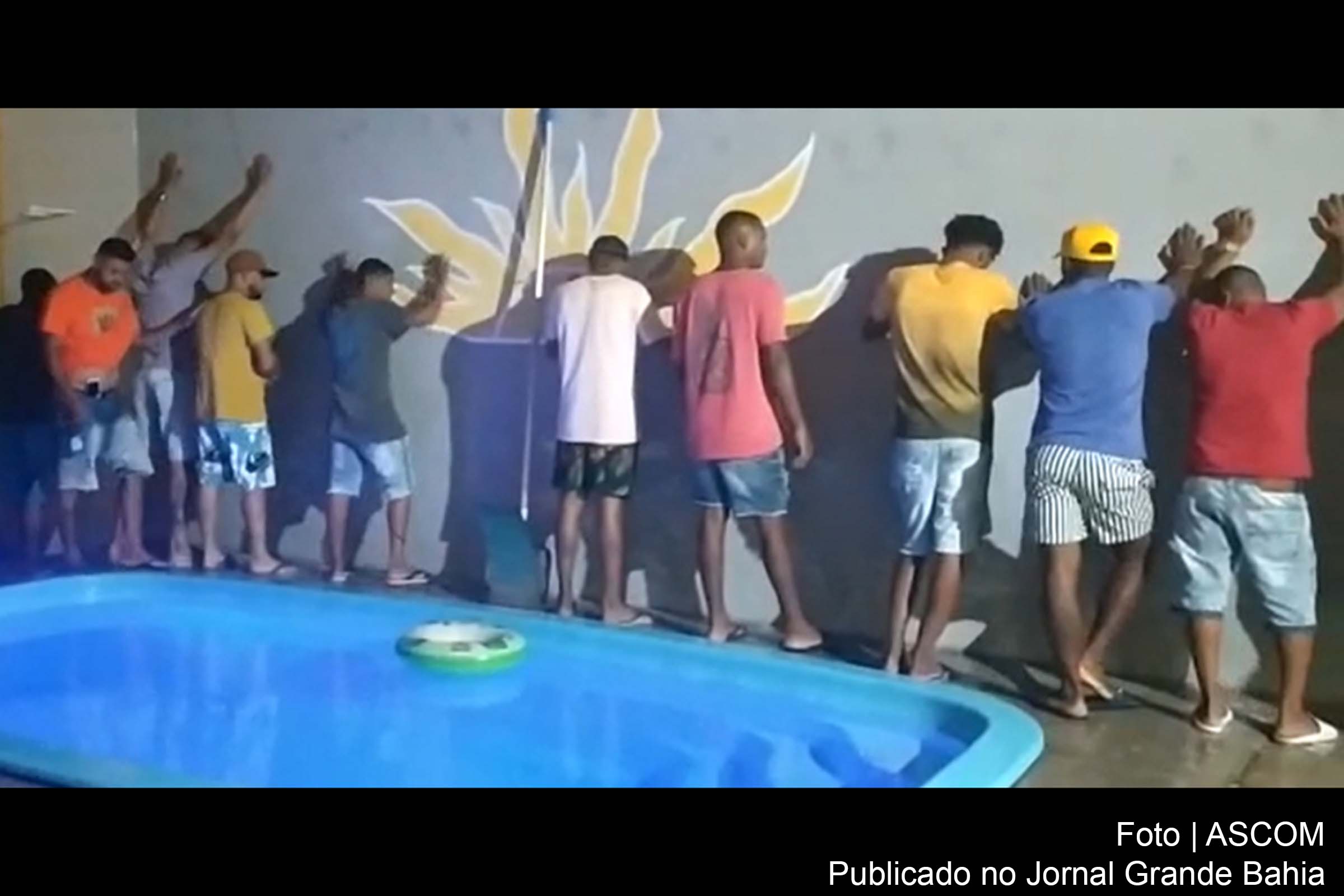 Após encerrada, todos receberem recomendações sobre as medidas de segurança devido à pandemia e foram orientados a dispersarem do ambiente onde ocorria a festa clandestina.