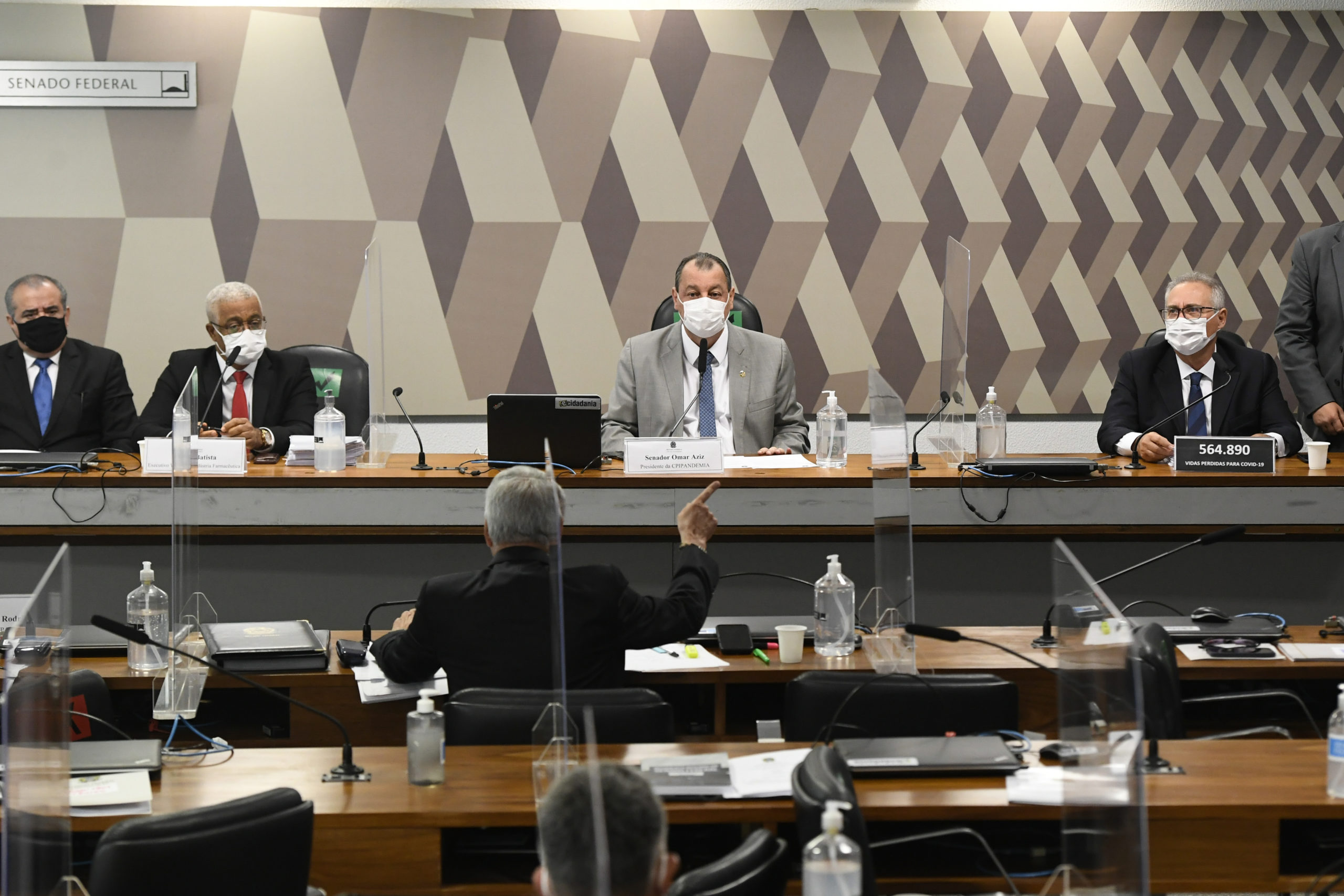 Senadores acreditam que CPI da Pandemia tem elementos para indiciar o extremista presidente Jair Bolsonaro