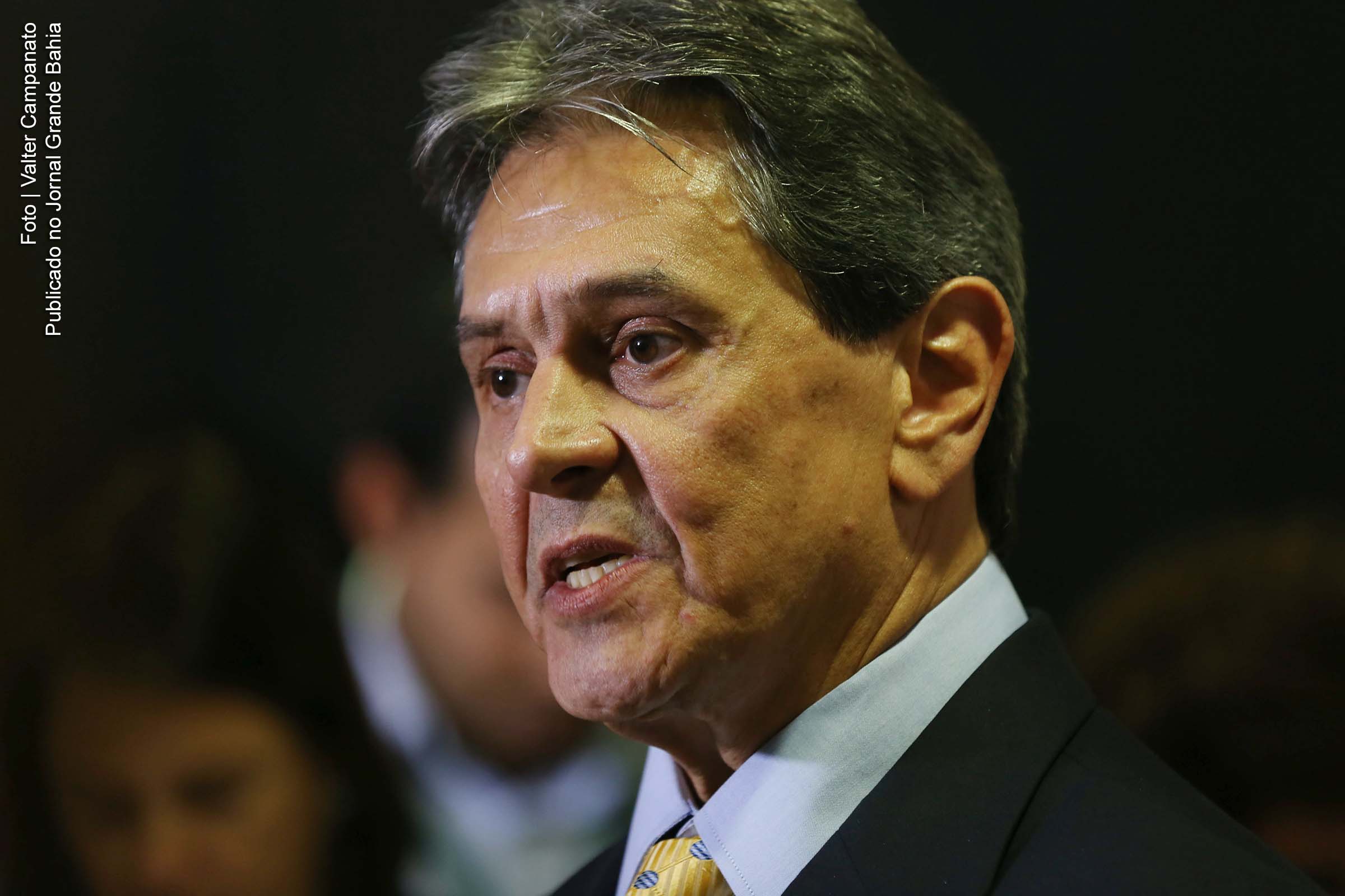 Polícia Federal prende ex-deputado Roberto Jefferson por supostamente integrar uma quadrilha digital que promove ataques à democracia.