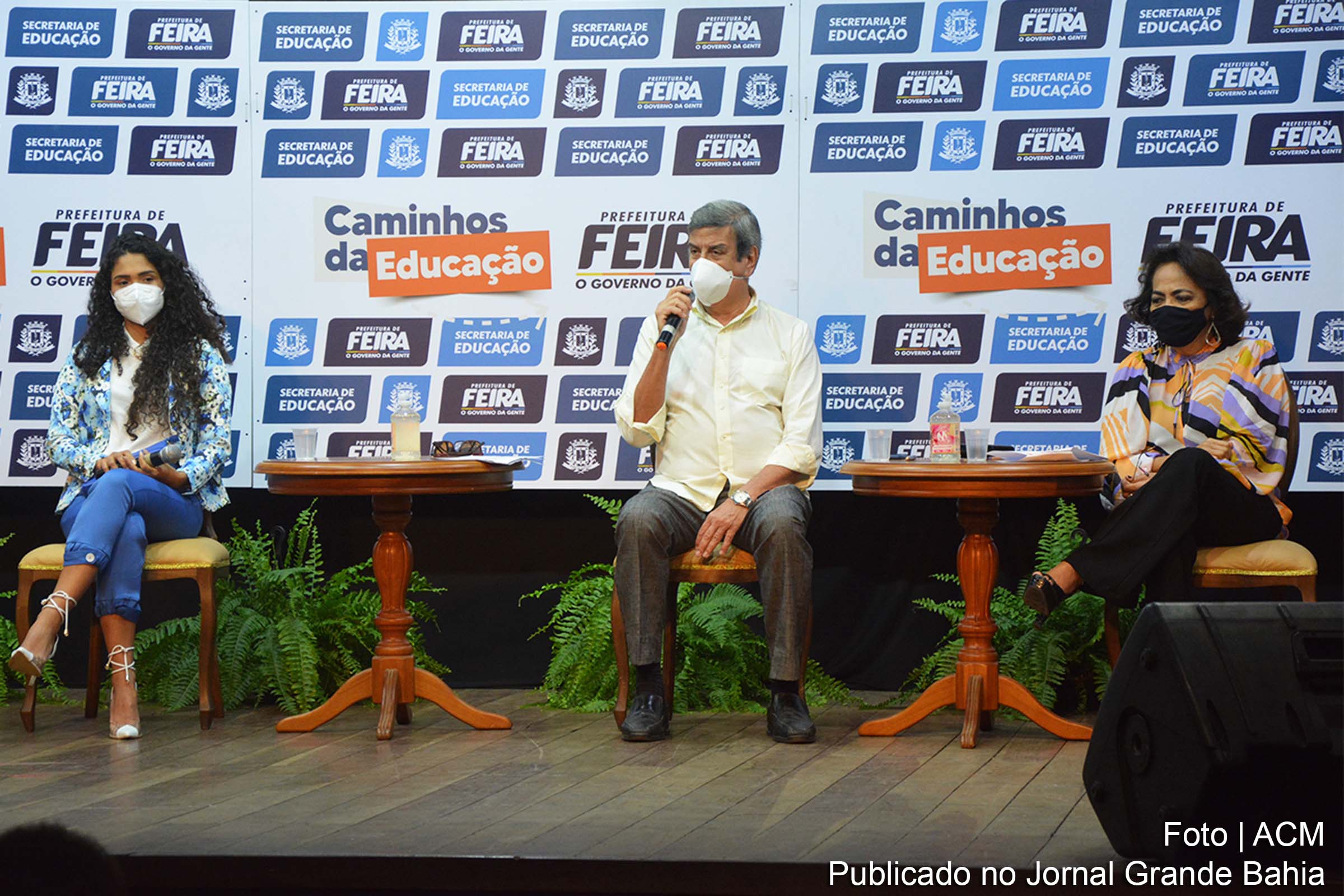 A Educação Municipal está em contagem regressiva para o início do ano letivo de 2021, que acontecerá no modelo híbrido, ensino presencial e não presencial.