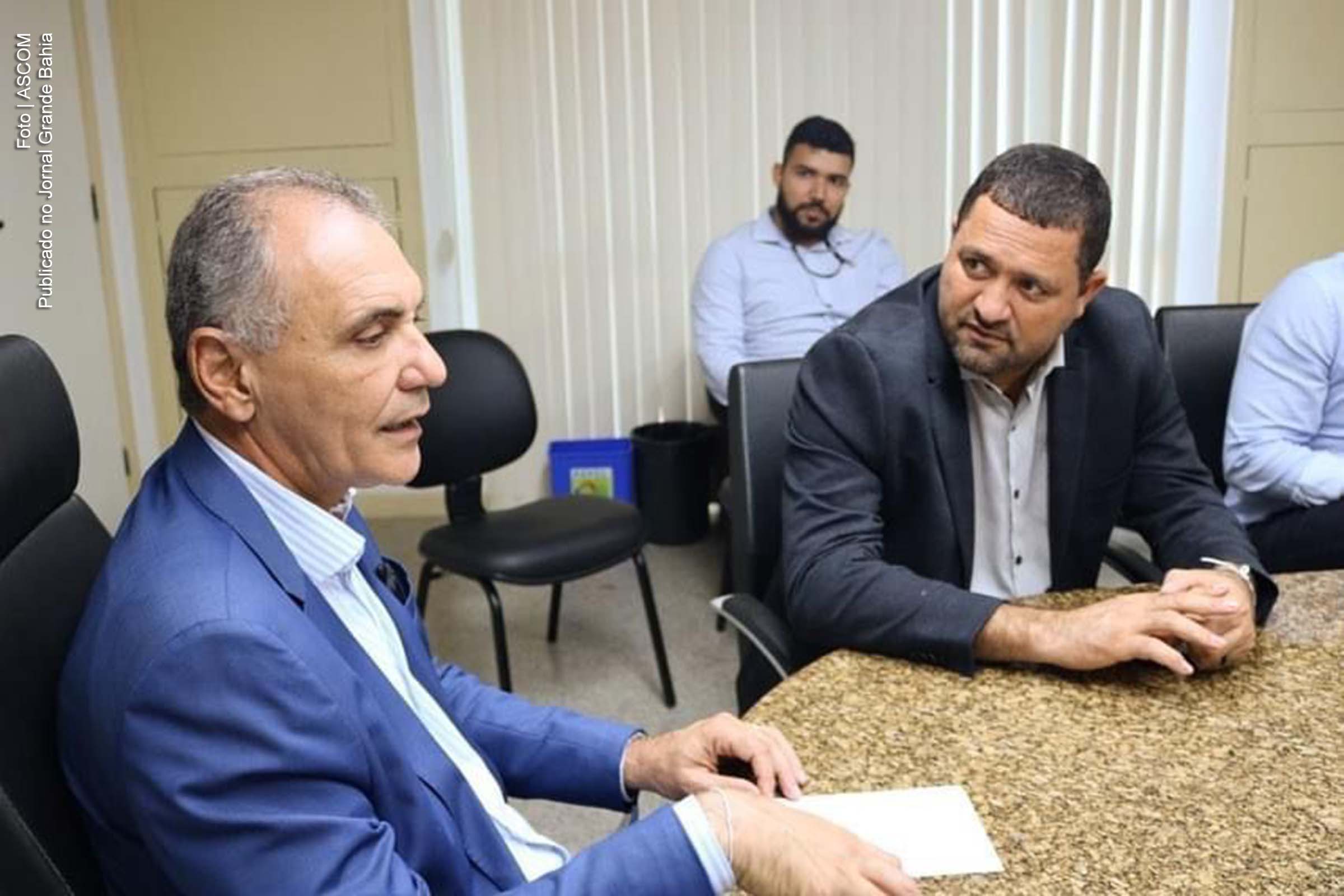 Secretário estadual Nelson Pellegrino e o deputado estadual Osni Cardoso.