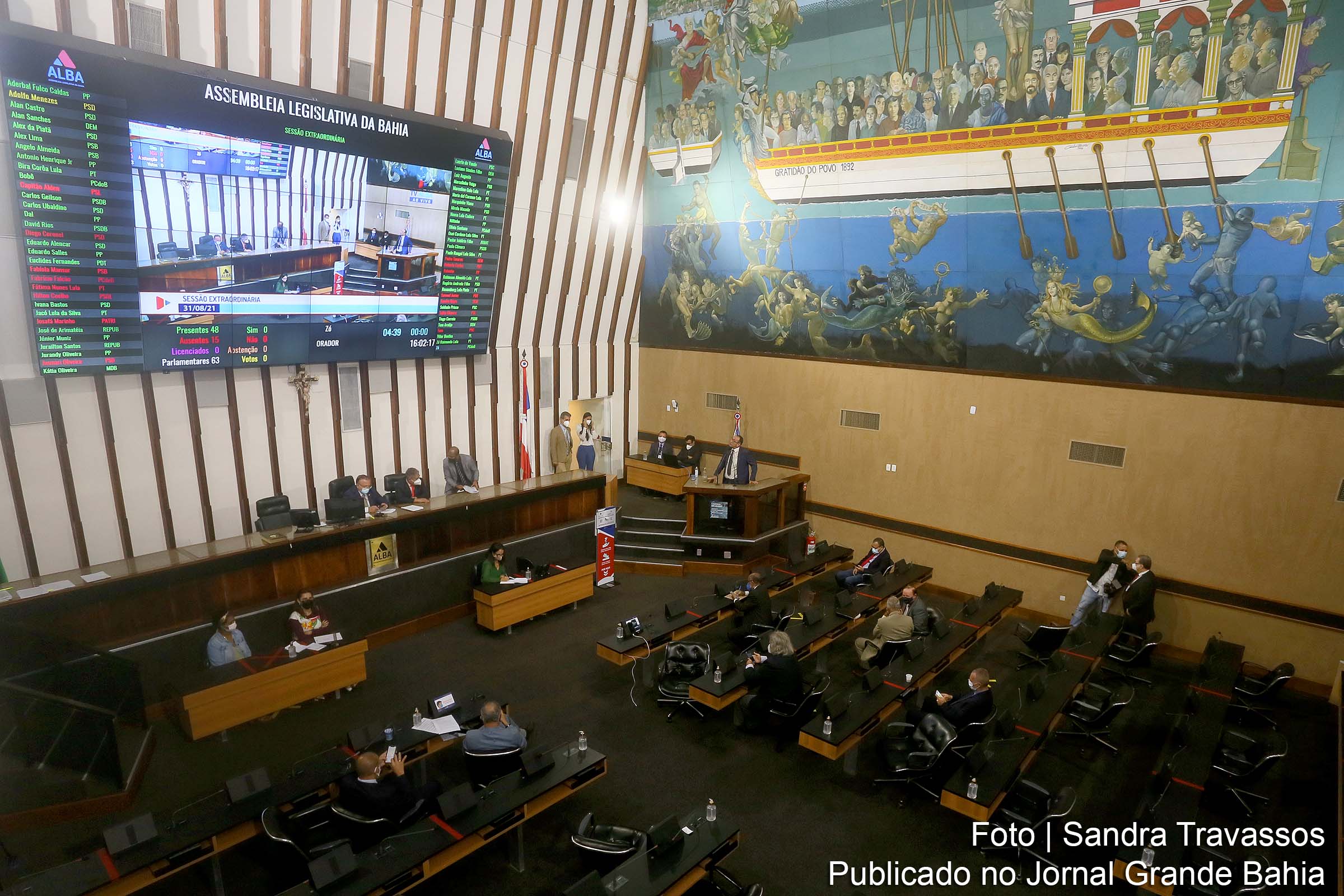 Sessão Extraordinária da ALBA é presidida por Adolfo Menezes.