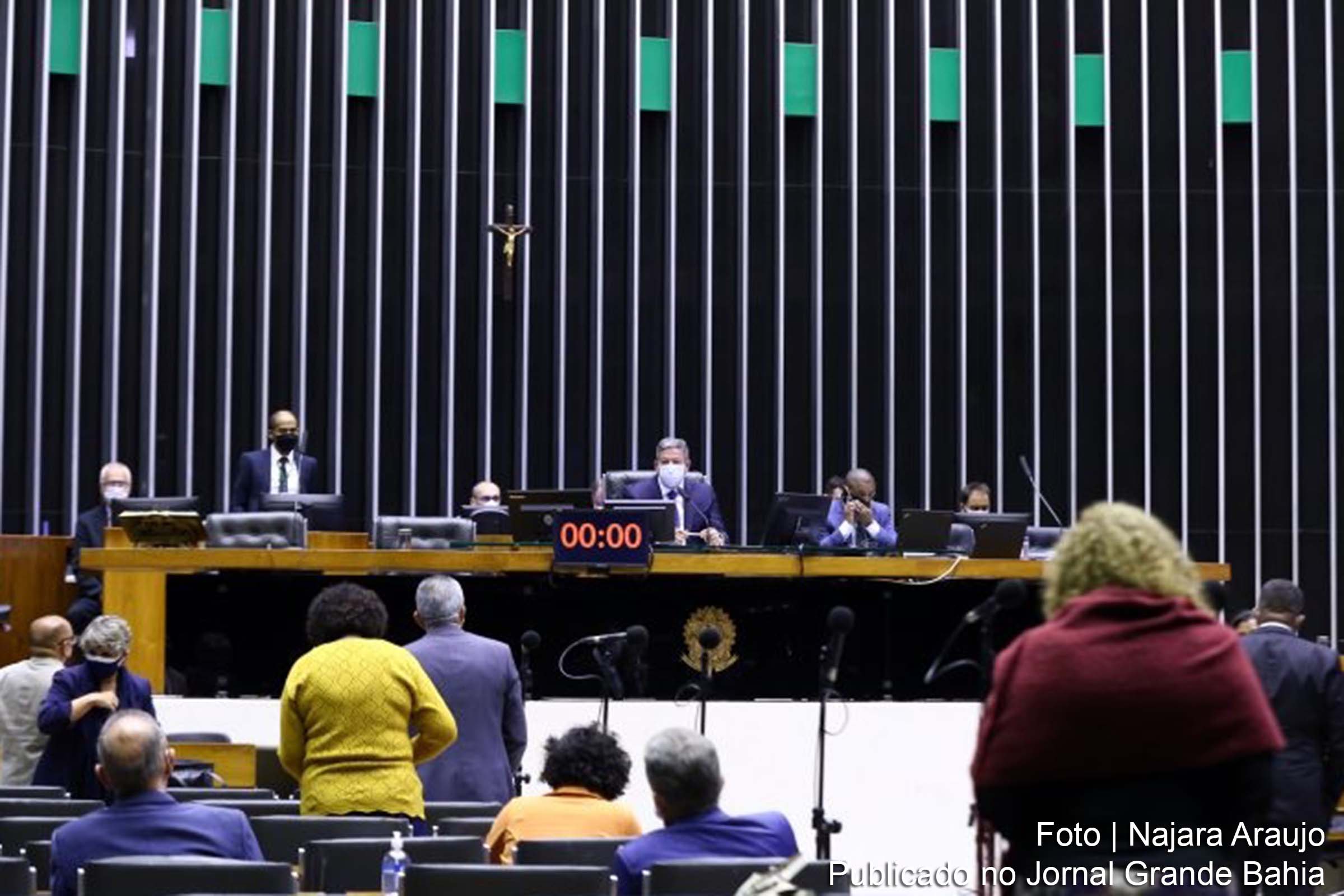 Câmara dos Deputados aprova Medida Provisória que simplifica abertura de empresas; Texto segue para sanção