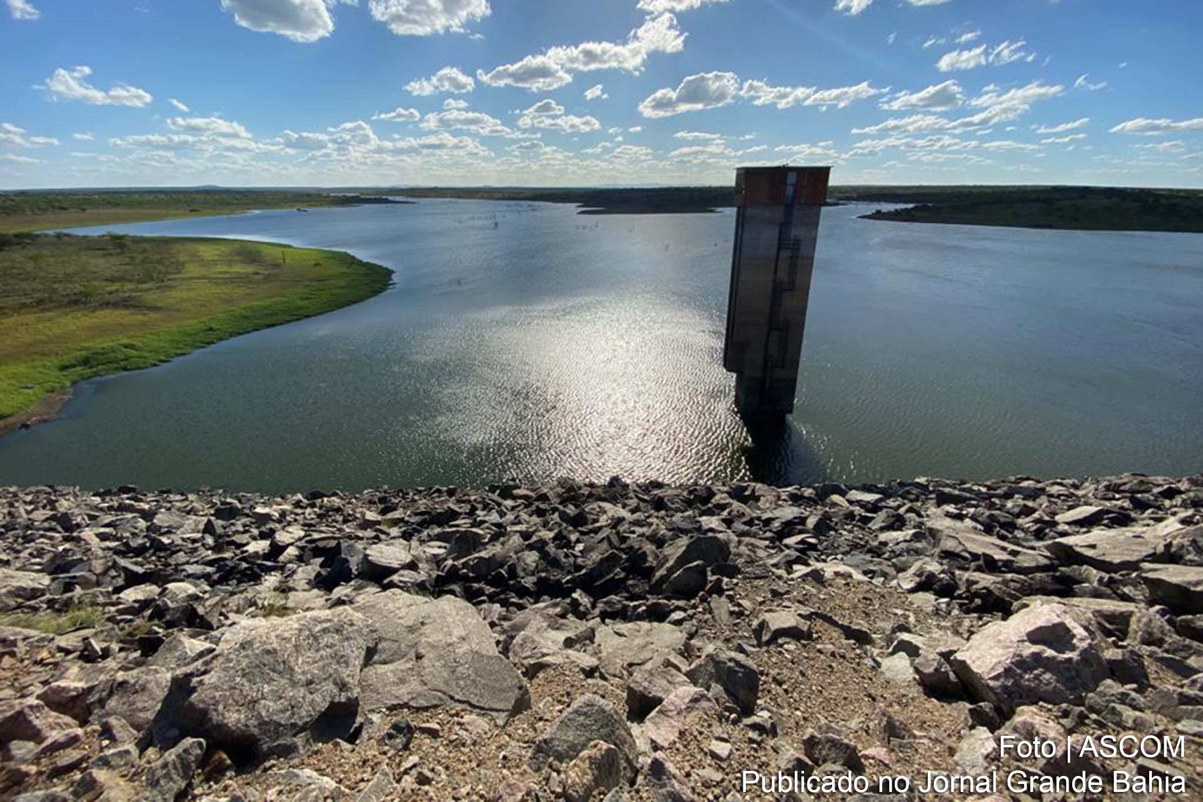 Vista da Barragem de São José do Jacuípe em Várzea da Roça.
