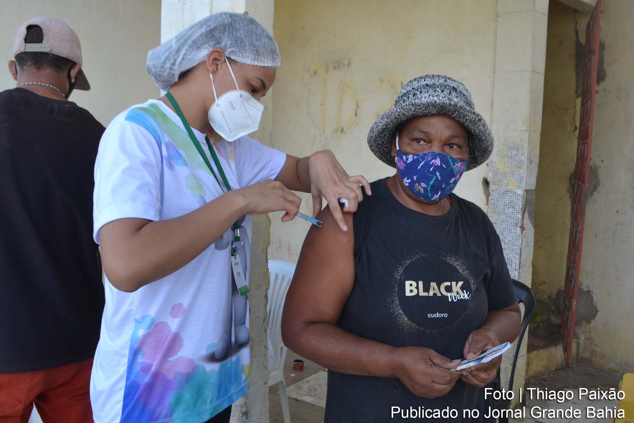 Ao todo 200 pessoas foram imunizadas.