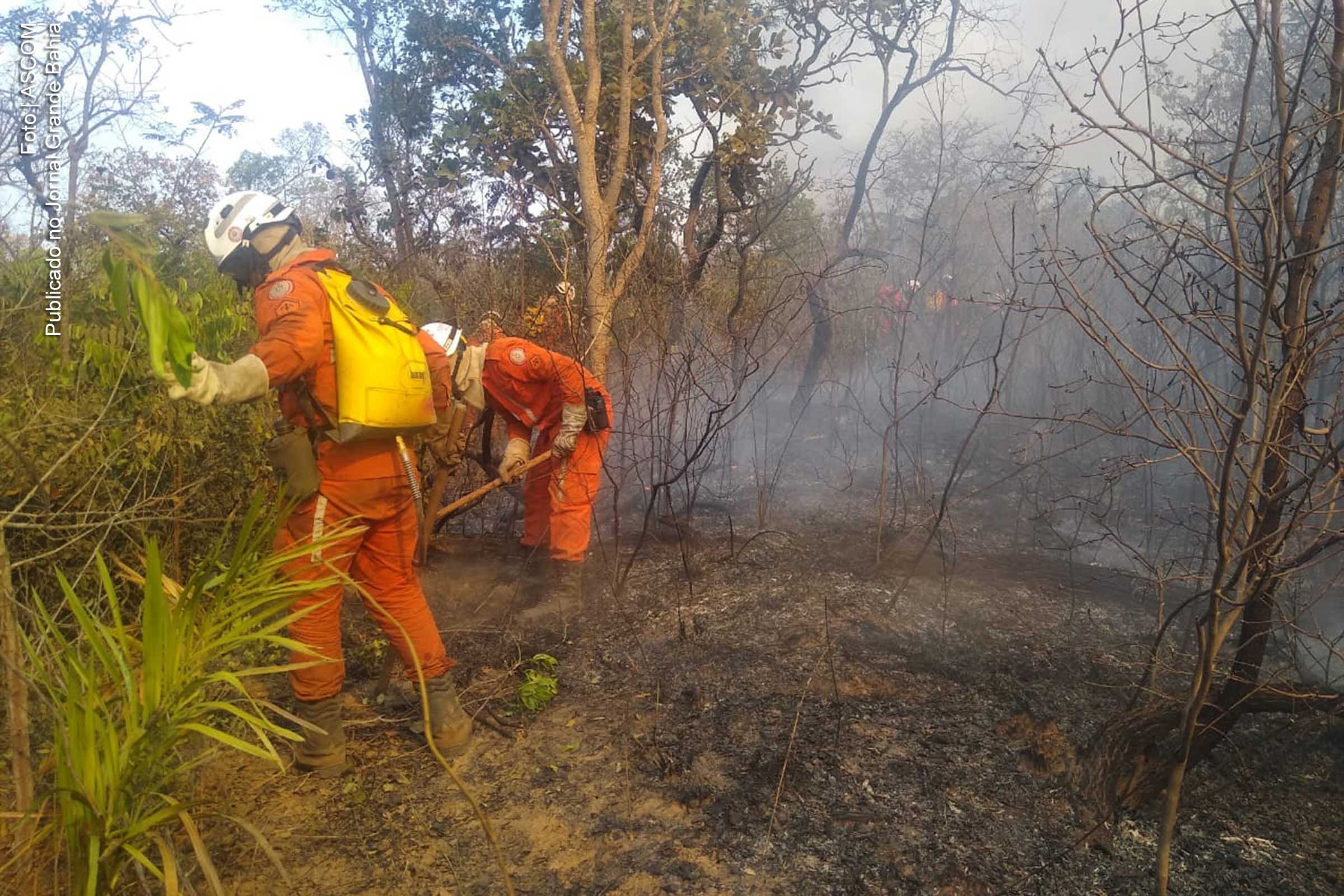 Força-tarefa do Governo do Estado e brigadistas controlam incêndio em Lençóis; Ações prosseguem em municípios da Chapada Diamantina e do oeste da Bahia
