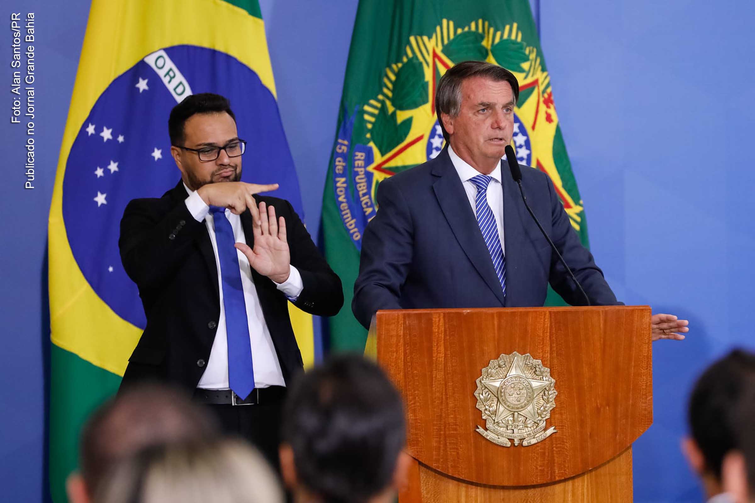 Procurador-geral da República pede que STF suspenda MP do presidente Jair Bolsonaro sobre redes sociais