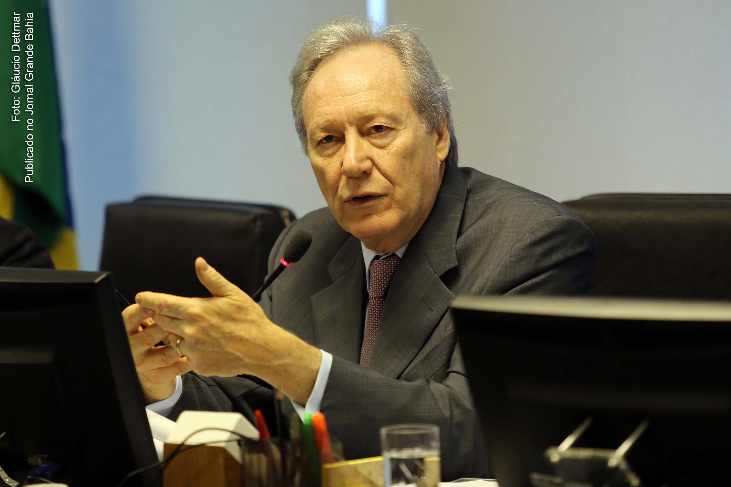 Ministro do STF Ricardo Lewandowski autoriza cópias de mensagens da Operação Spoofing para Aécio Neves