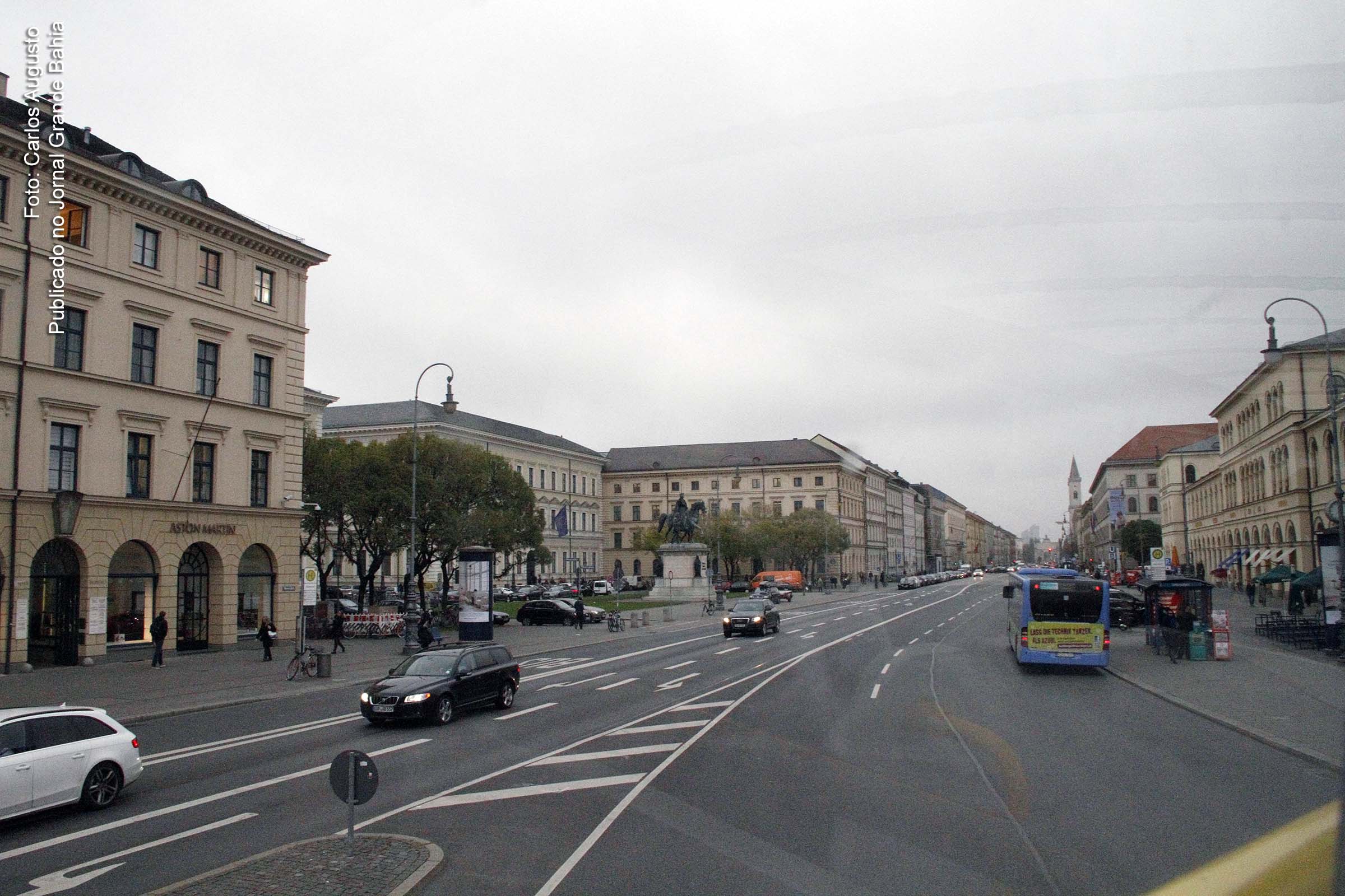 Quem chega do Brasil na Alemanha tem que mostrar ou certificado de vacina ou de recuperação da covid-19 ou teste negativo. Alemanha tira Brasil da lista de países de alto risco. Viajantes do Brasil que não estão imunizados com vacina aprovada na UE, como a Coronavac, não precisam fazer quarentena ou comprovar "extrema necessidade".