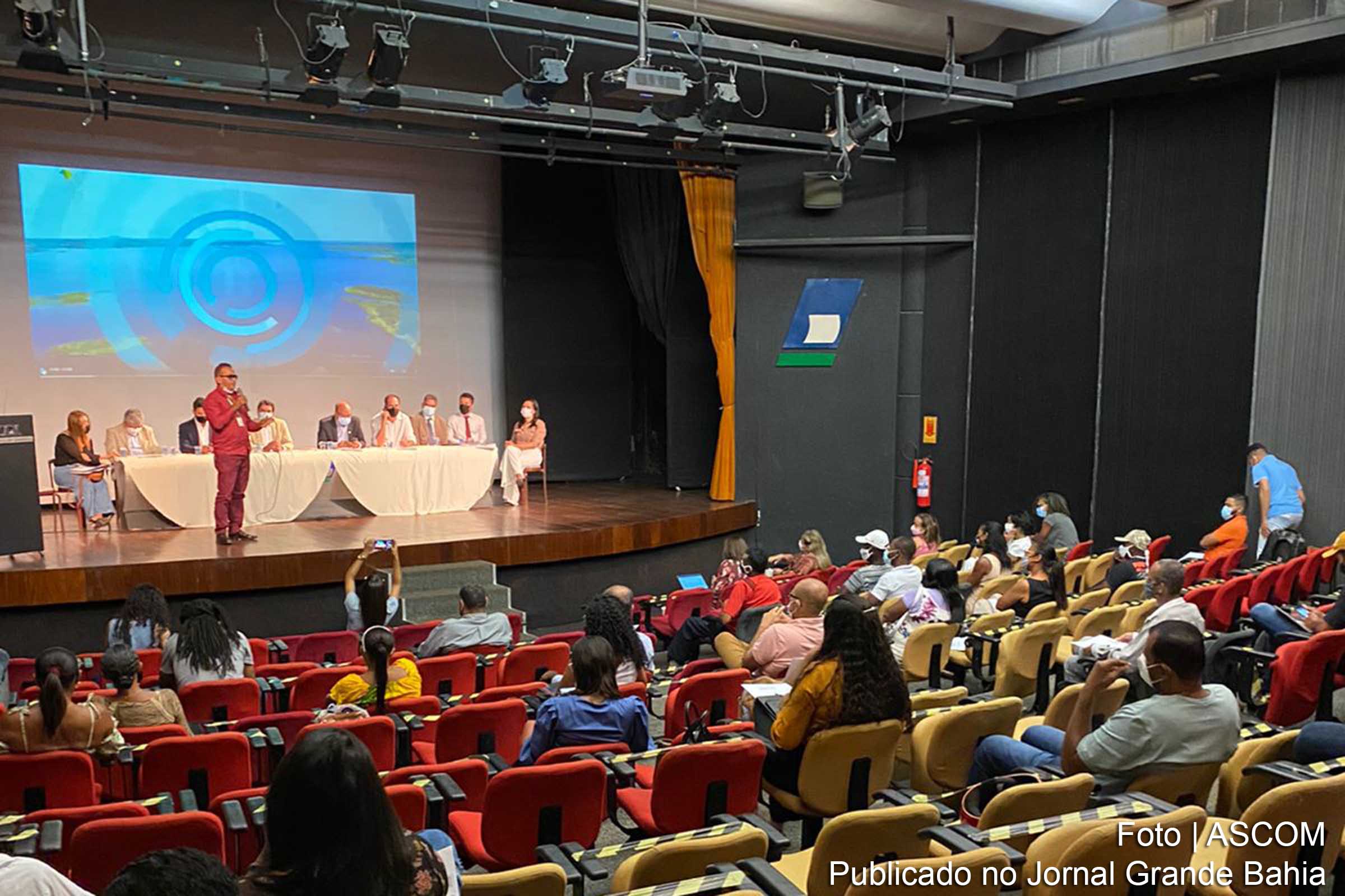 Deputado promove debate sobre necessidade de estudo do ciclo de vida das espécies aquáticas do Lago Pedra do Cavalo; Evento foi sediado em Feira de Santana