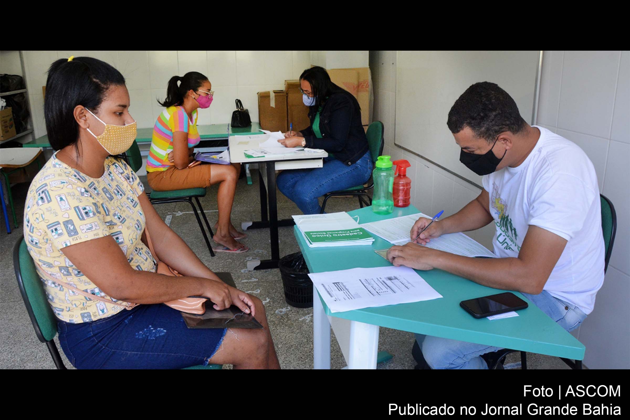 Entre os serviços disponíveis estão: atualização e inscrição no CadÚnico, acesso ao Bolsa Família e ao Programa Criança Feliz.