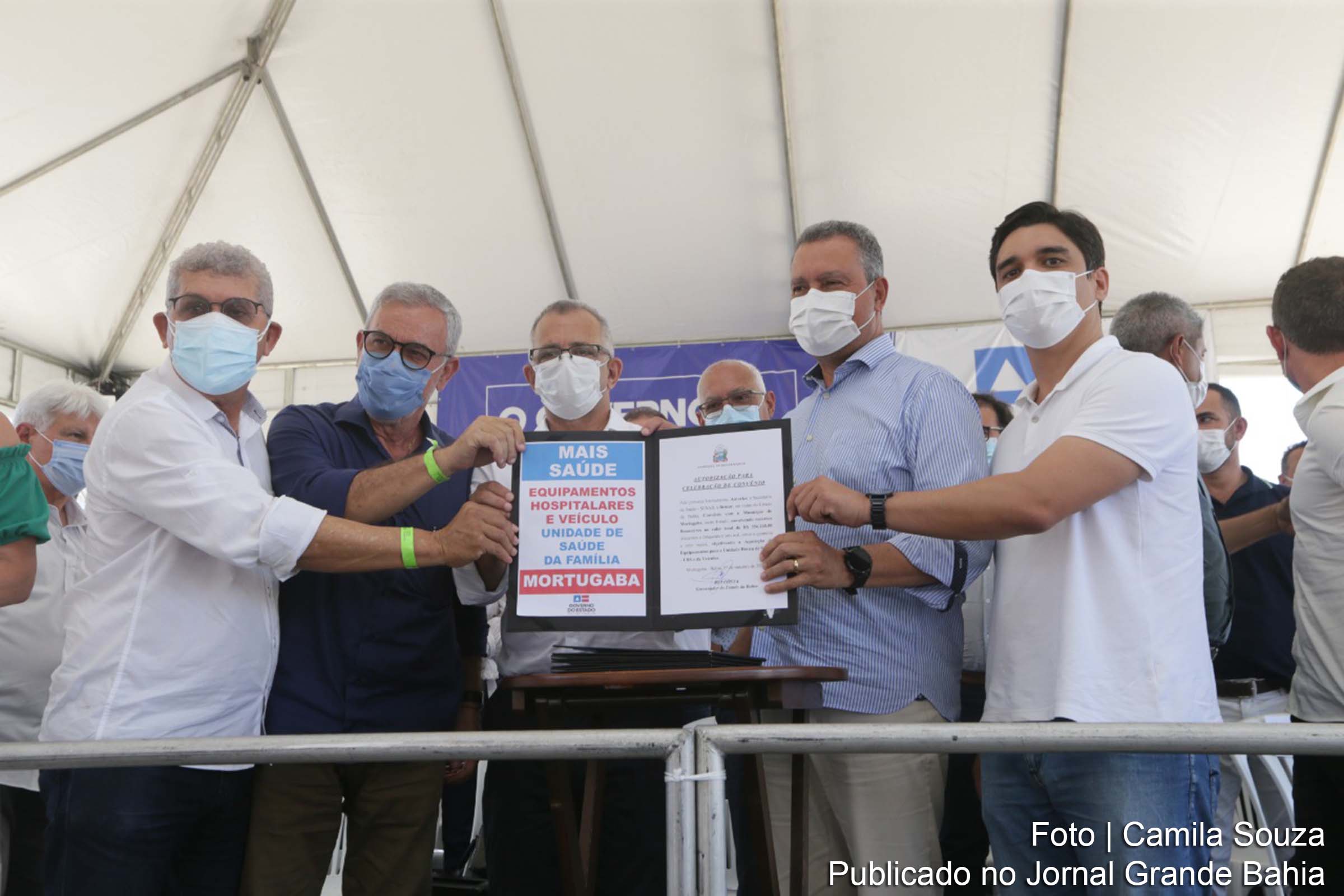 Em mortugaba, governador Rui Costa autoriza sistemas de abastecimento e anuncia nova escola.