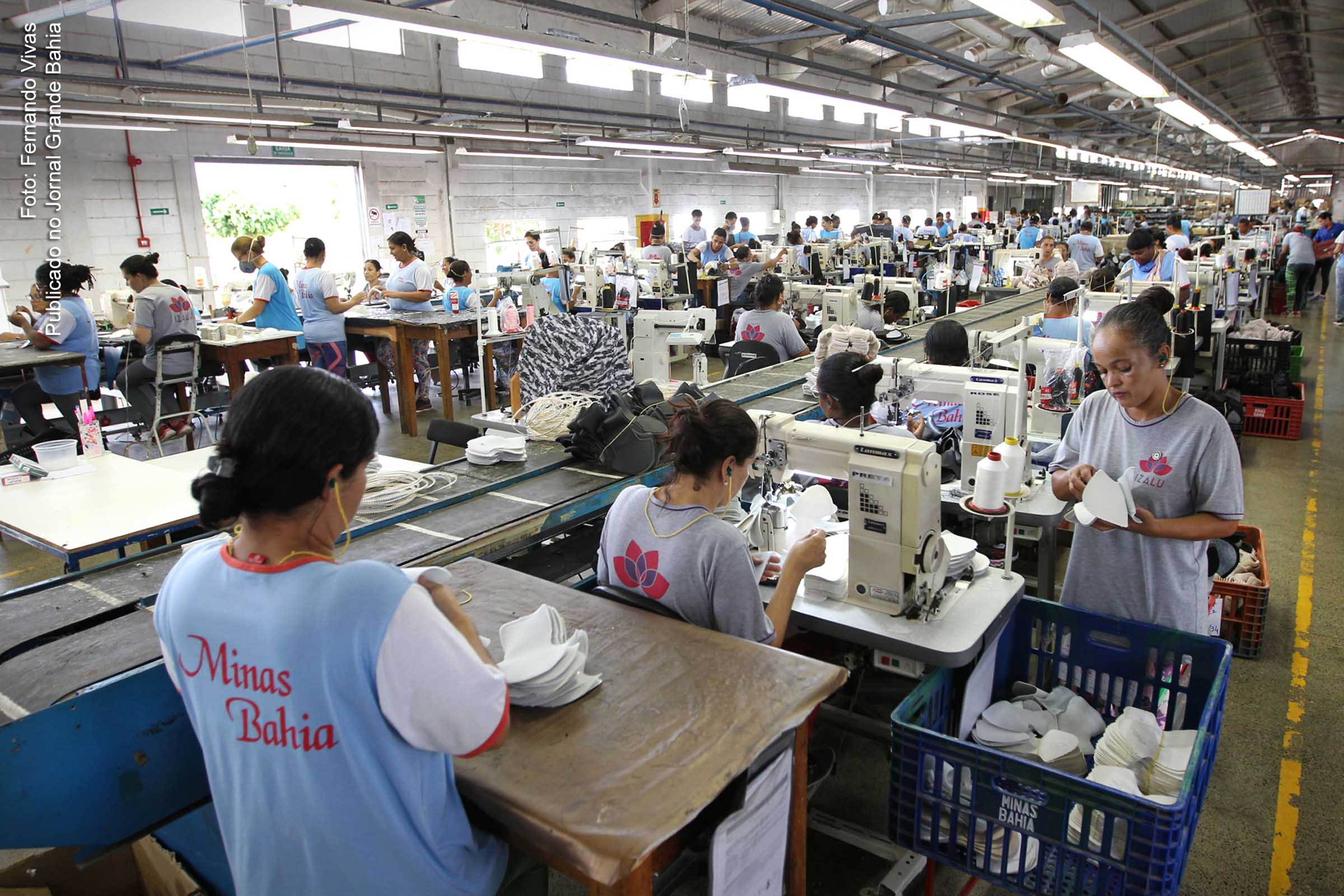Indústrias da Bahia impulsionam economia com novas contratações de trabalhadores.