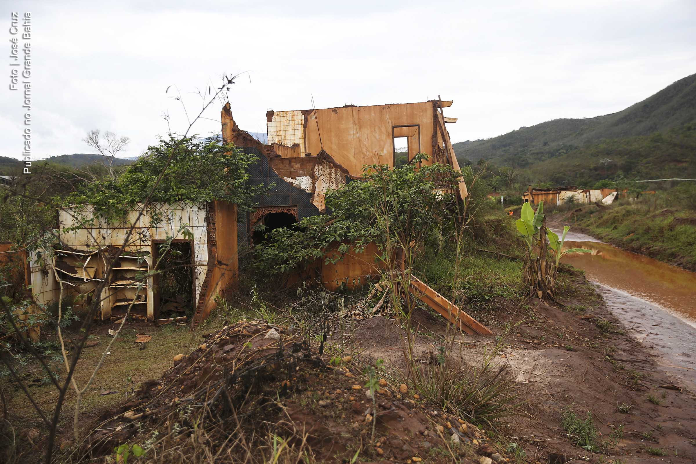 Moradores de Barra Longa foram afetados pela tragédia decorrente do rompimento da barragem de resíduos da mineradora Samarco, em Mariana.