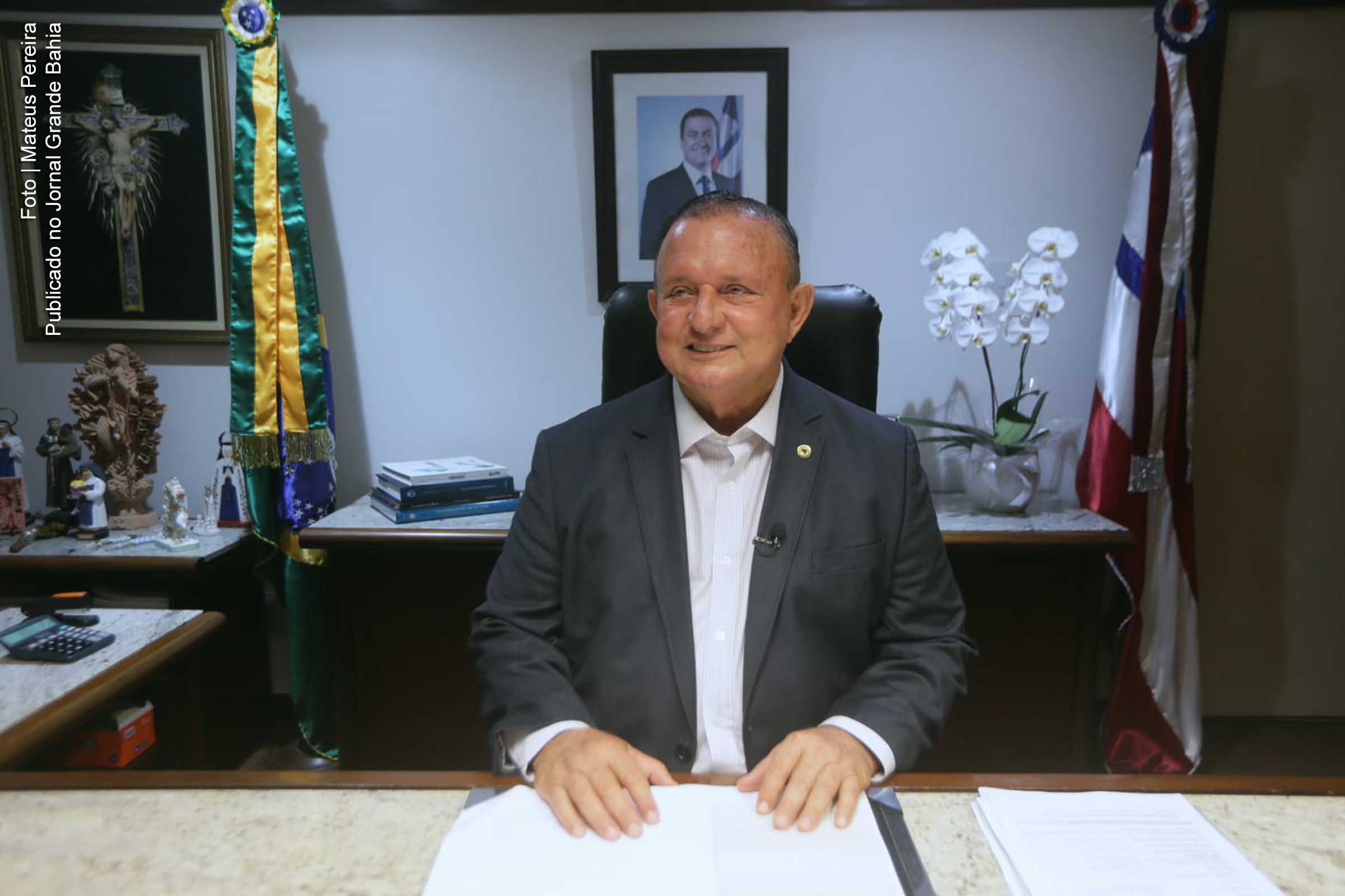 Entre 16 e 29 de outubro de 2021, o deputado estadual Adolfo Menezes atuou como governador da Bahia.