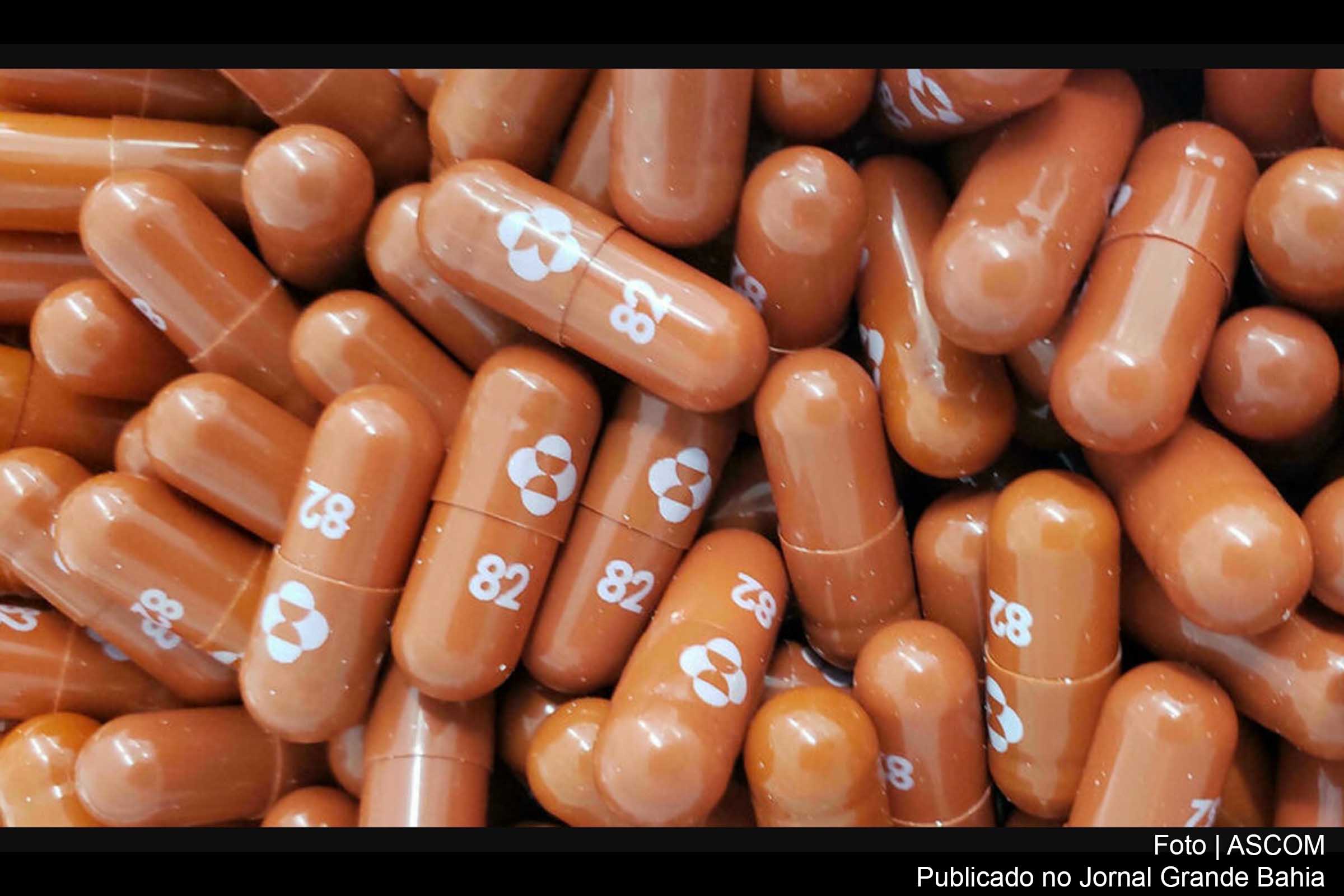 Se aprovado pelos órgãos reguladores, remédio da farmacêutica Merck será o primeiro contra covid-19 ministrado por via oral. Estudo envolveu 775 pacientes em vários países, e resultados ainda são preliminares.