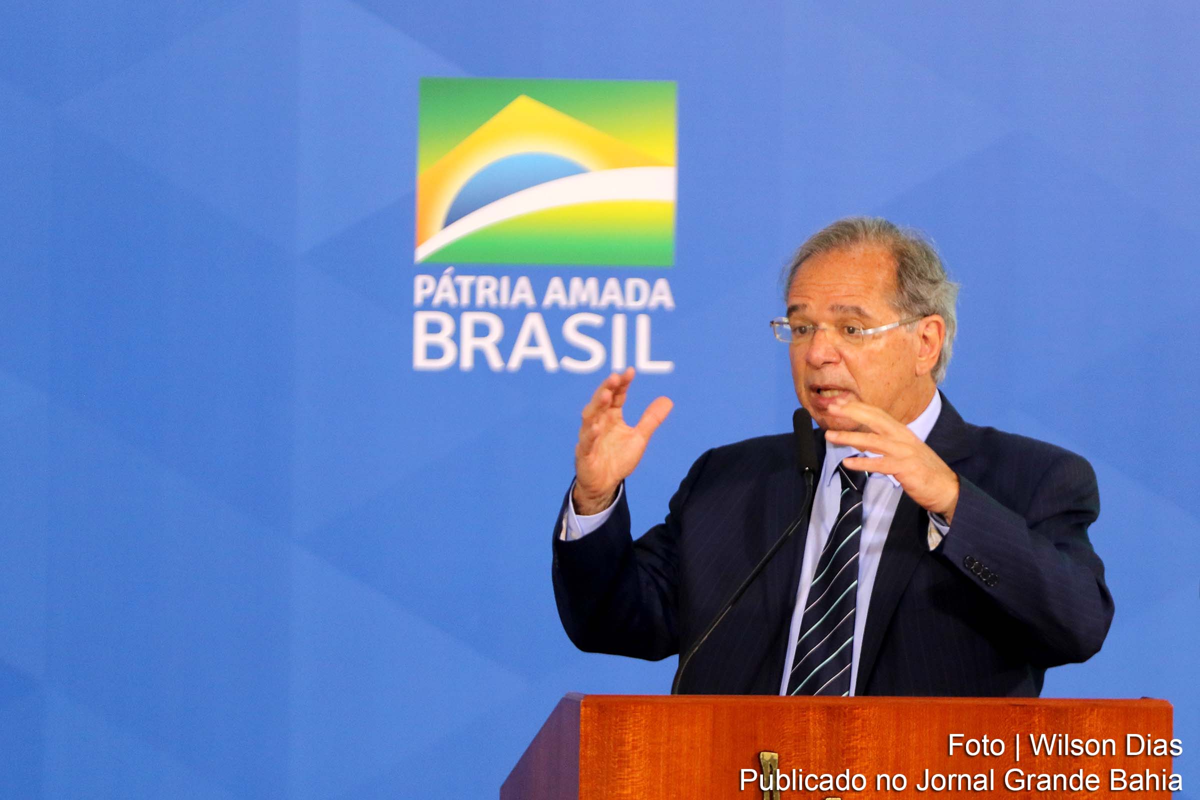 Paulo Guedes defende que o Governo use cerca de US$ 200 milhões das reservas internacionais para fazer o pagamento e capitalizar o NBD.