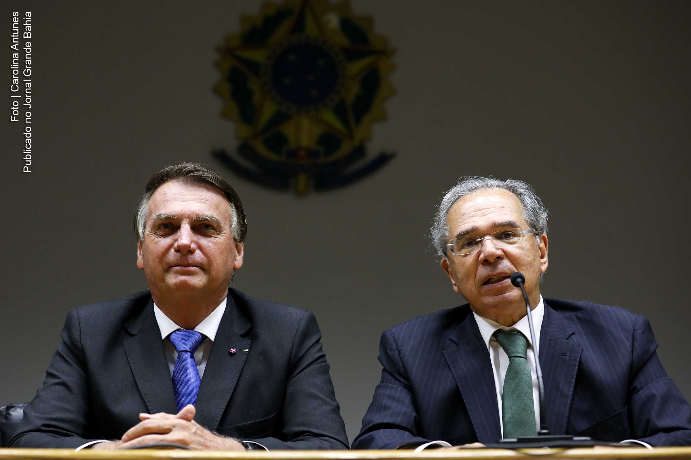 Presidente Jair Bolsonaro defende ministro Paulo Guedes e diz que não haverá “aventura na economia”